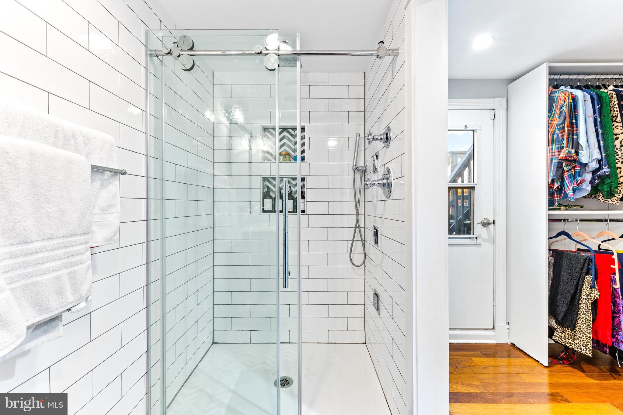 BUTCHERS HILL - Residential