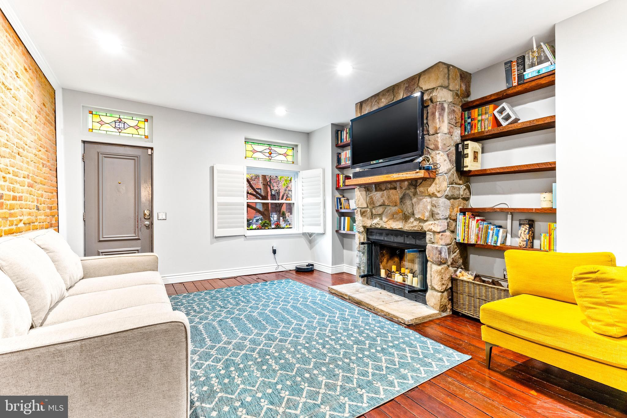 BUTCHERS HILL - Residential