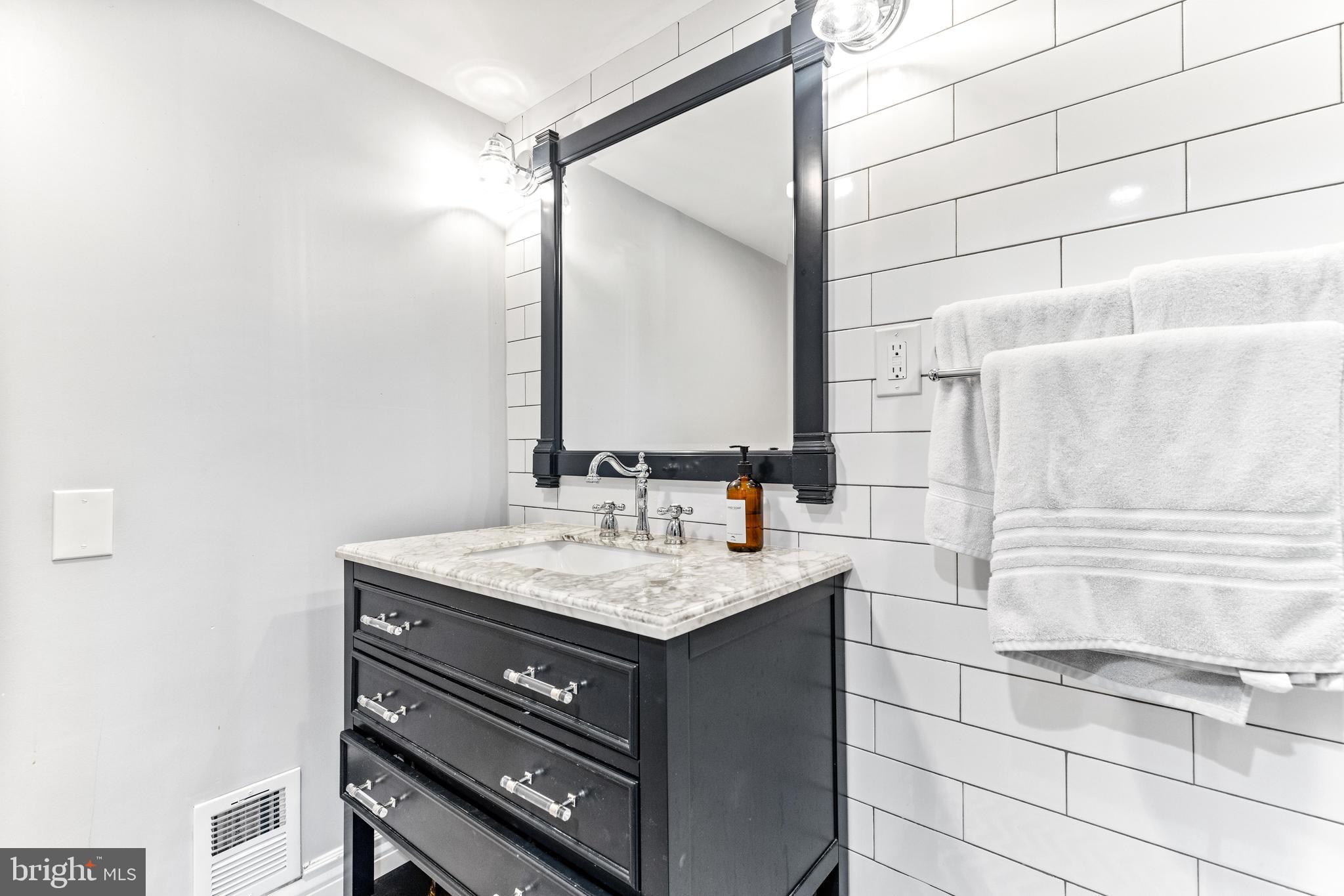 BUTCHERS HILL - Residential