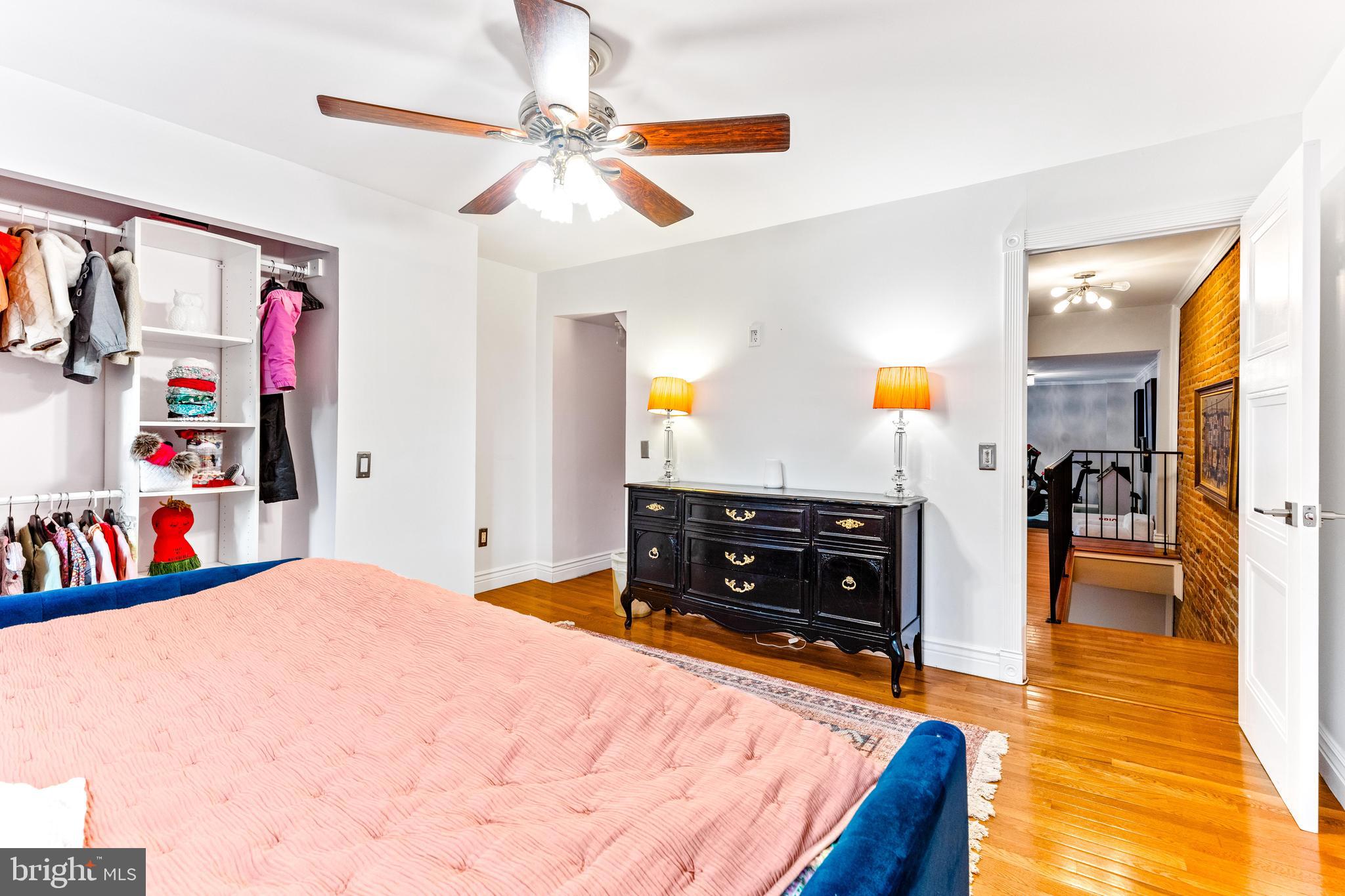 BUTCHERS HILL - Residential