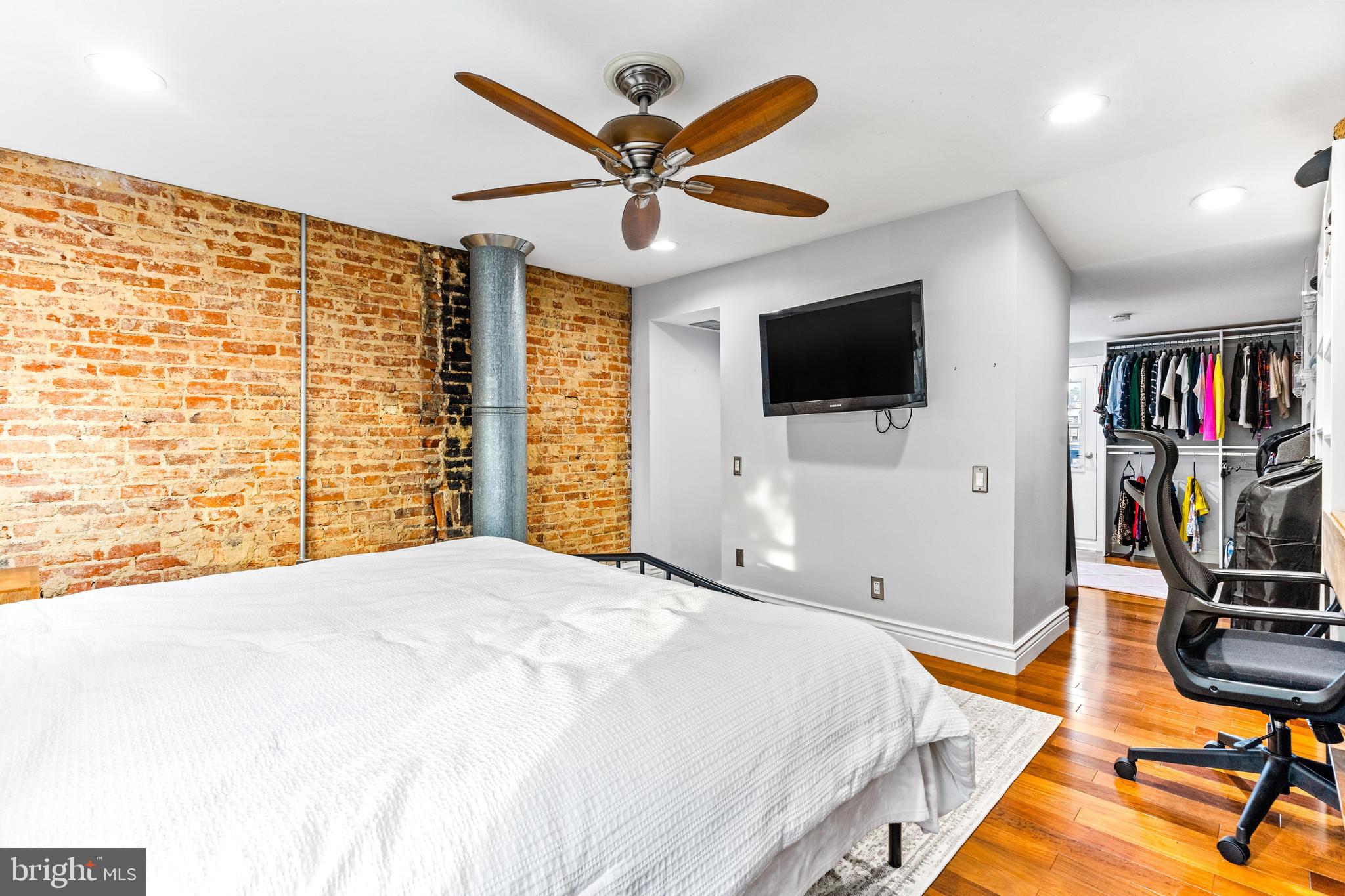 BUTCHERS HILL - Residential