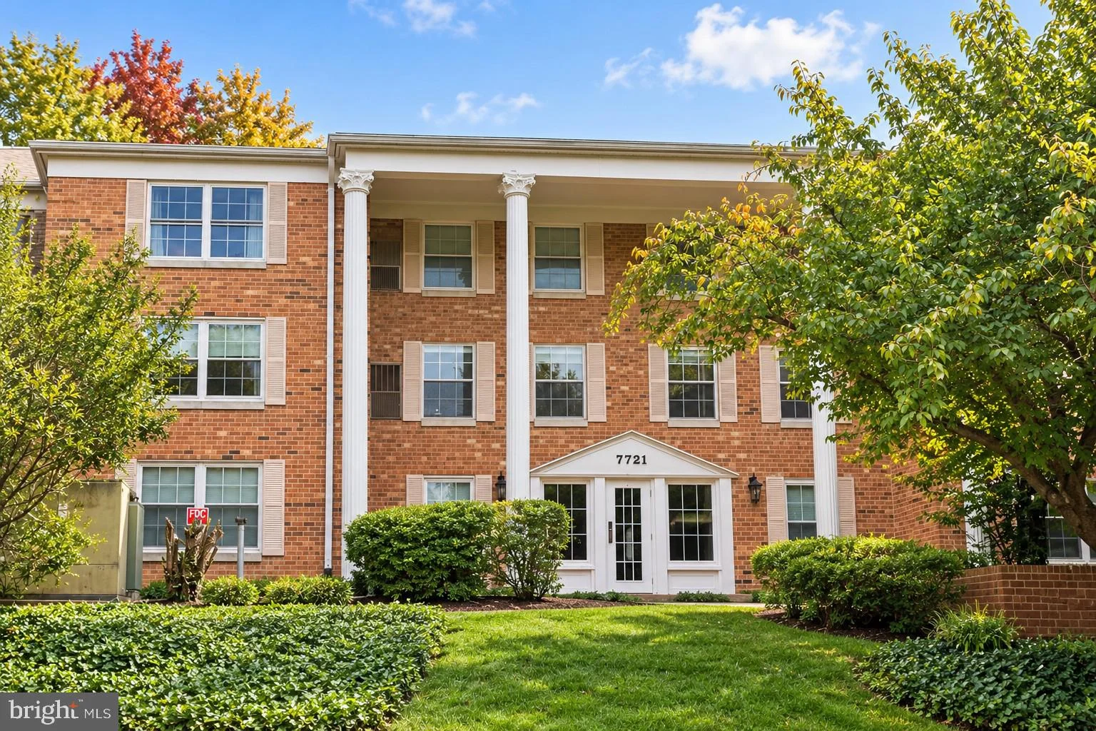 7721 Tremayne Place Unit 301