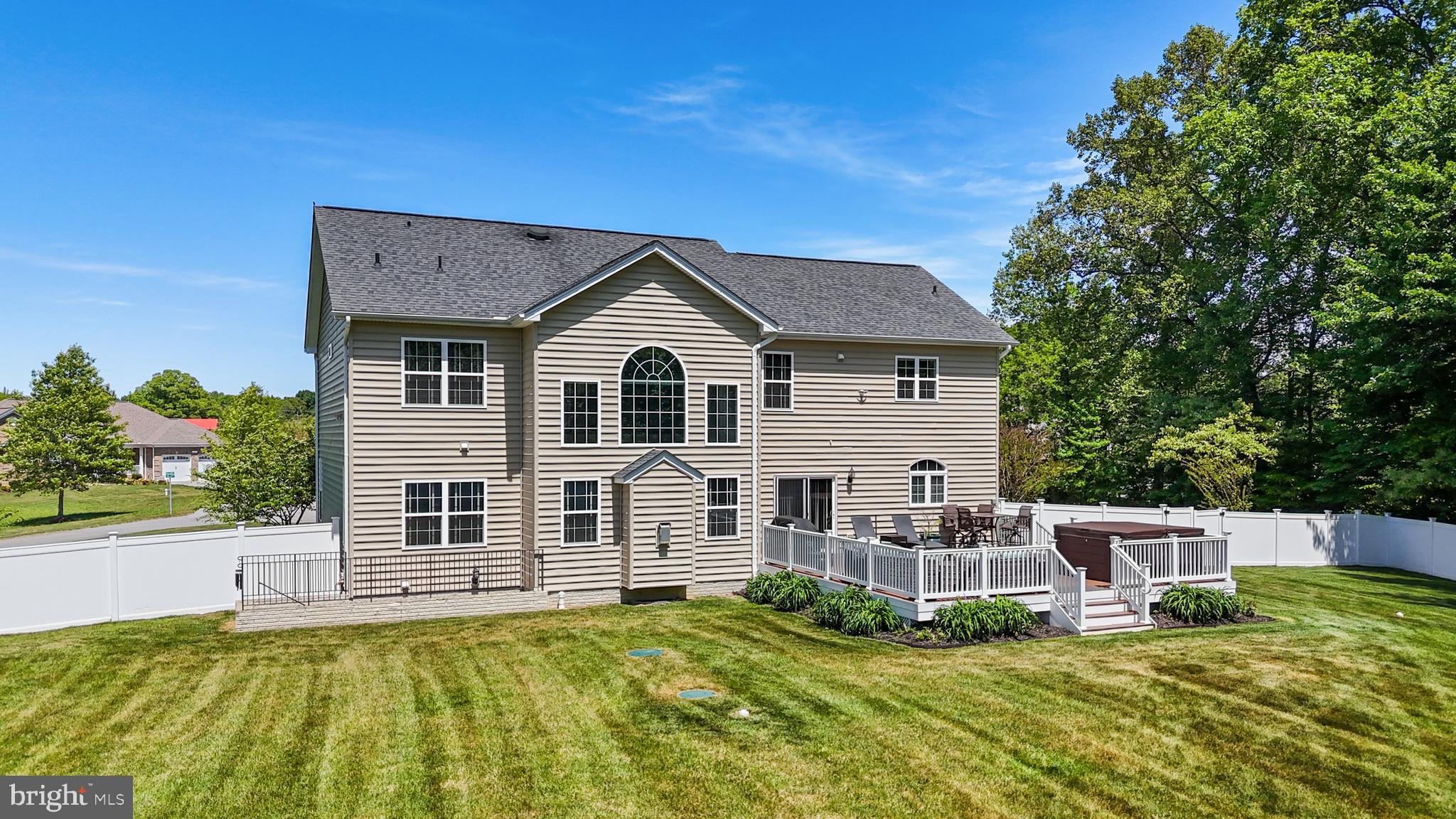 BELMONT - Residential