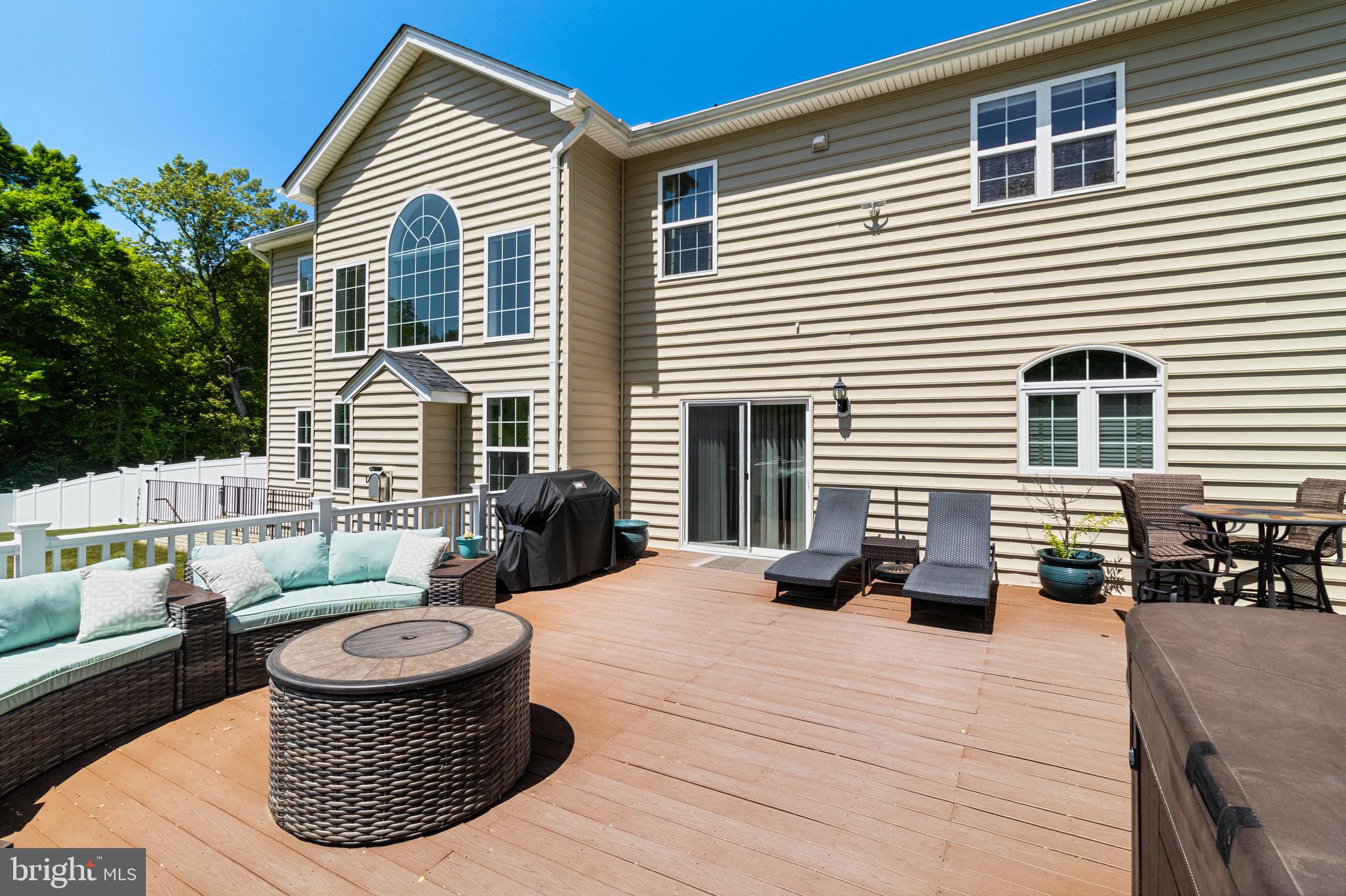 BELMONT - Residential