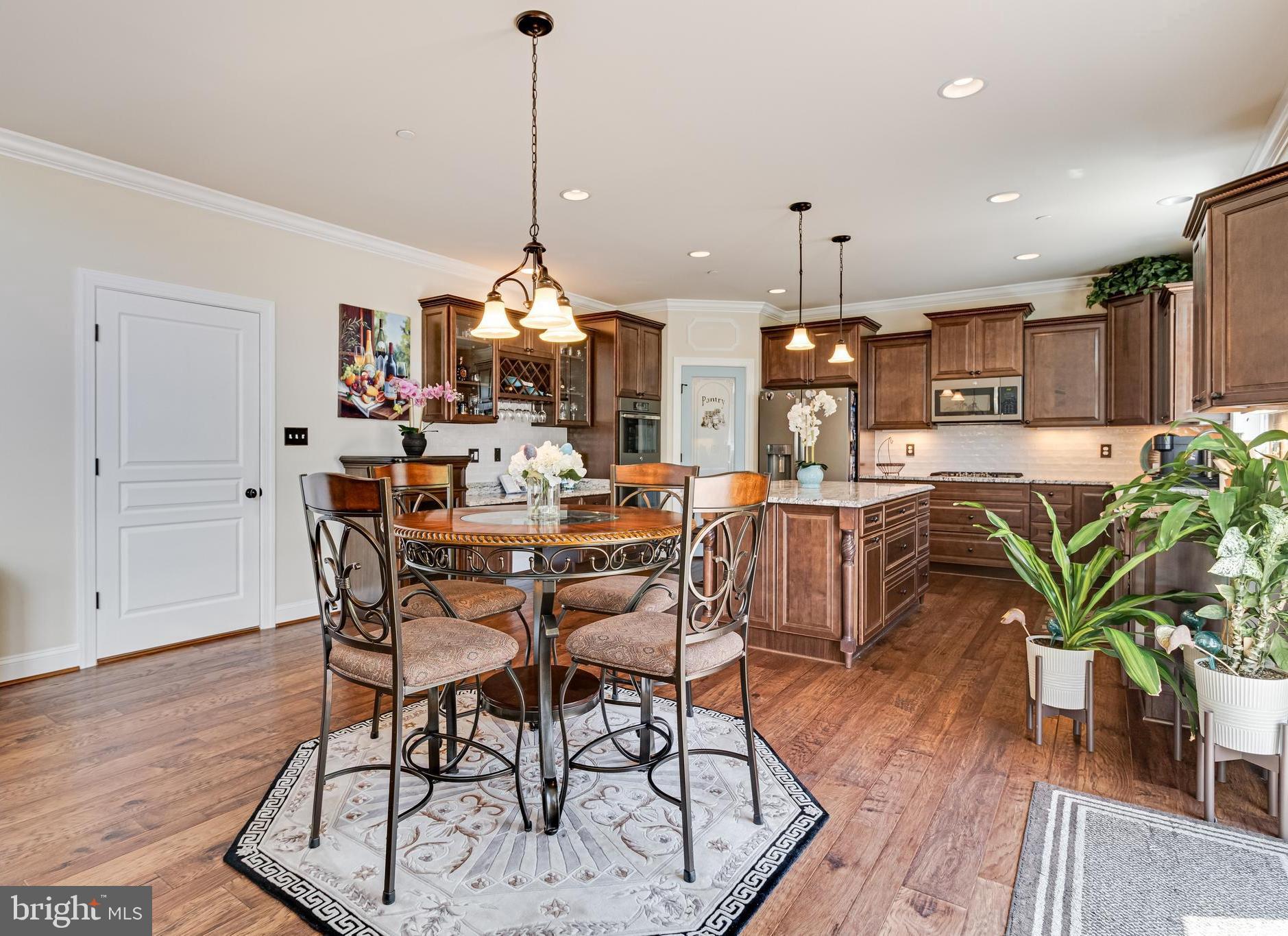 BELMONT - Residential