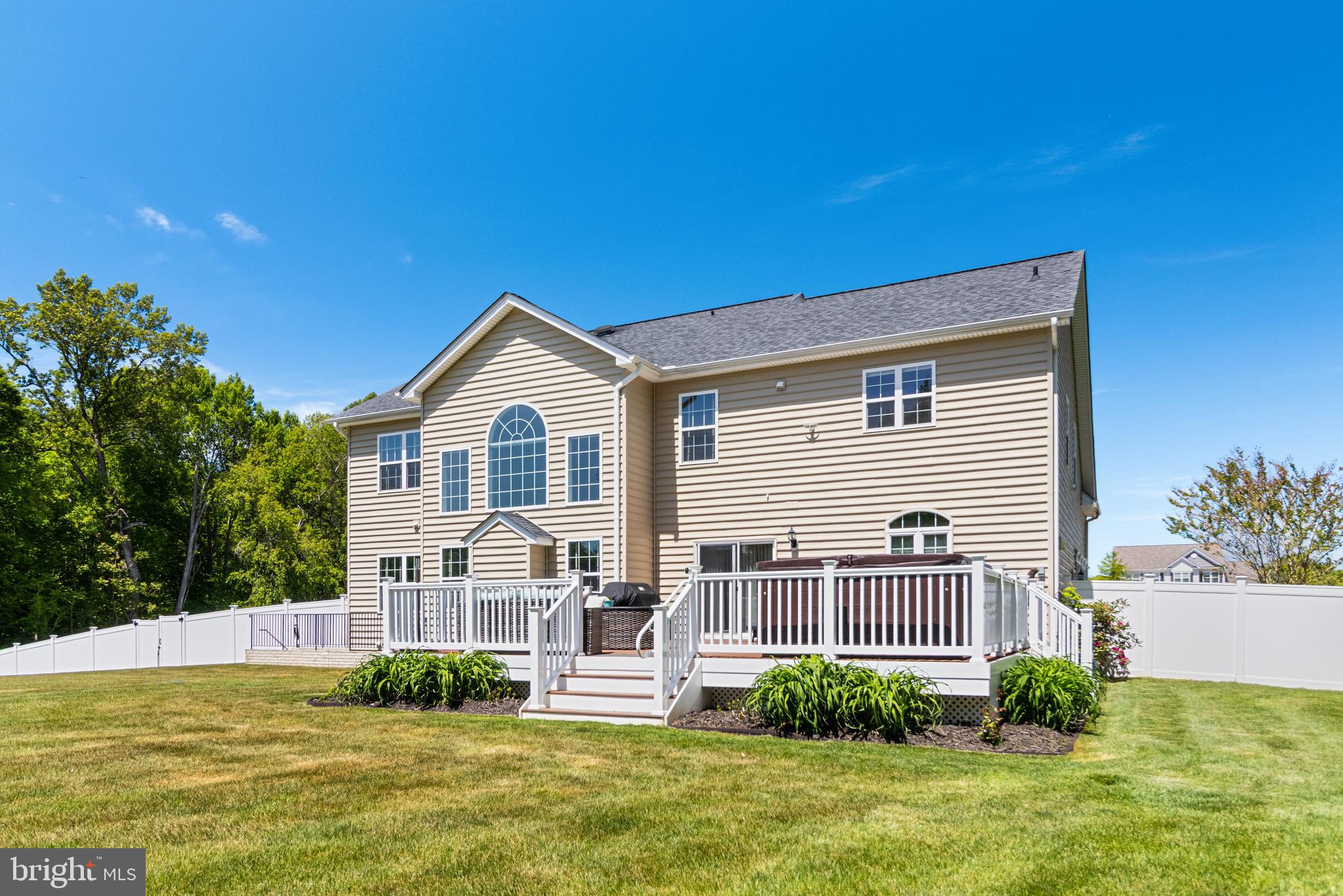 BELMONT - Residential