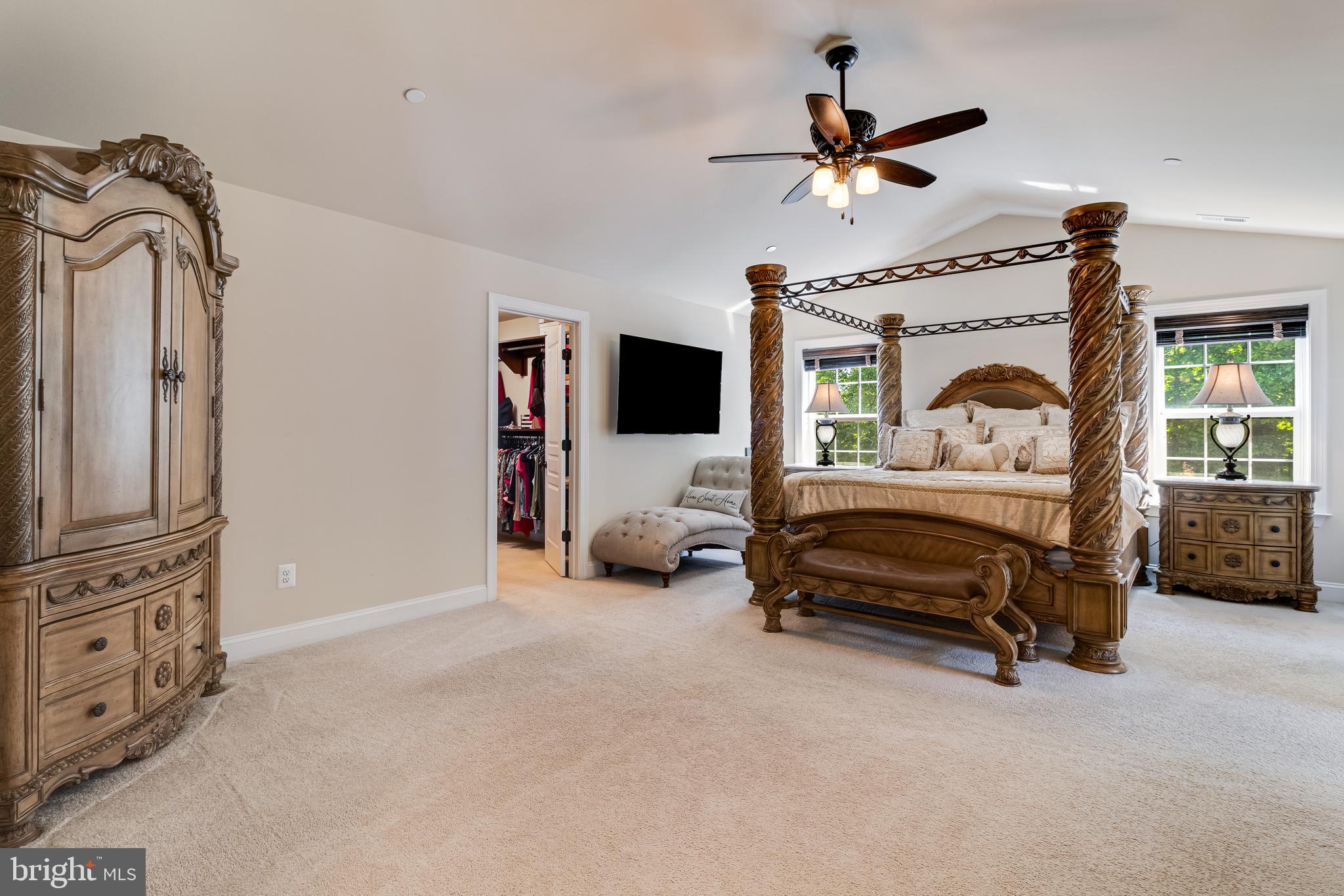 BELMONT - Residential