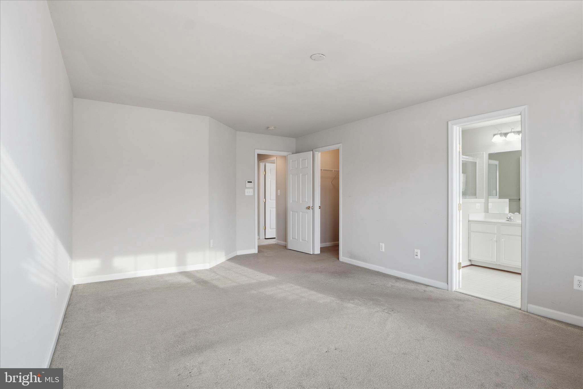 MEADOWS AT MORRIS FARM - Residential