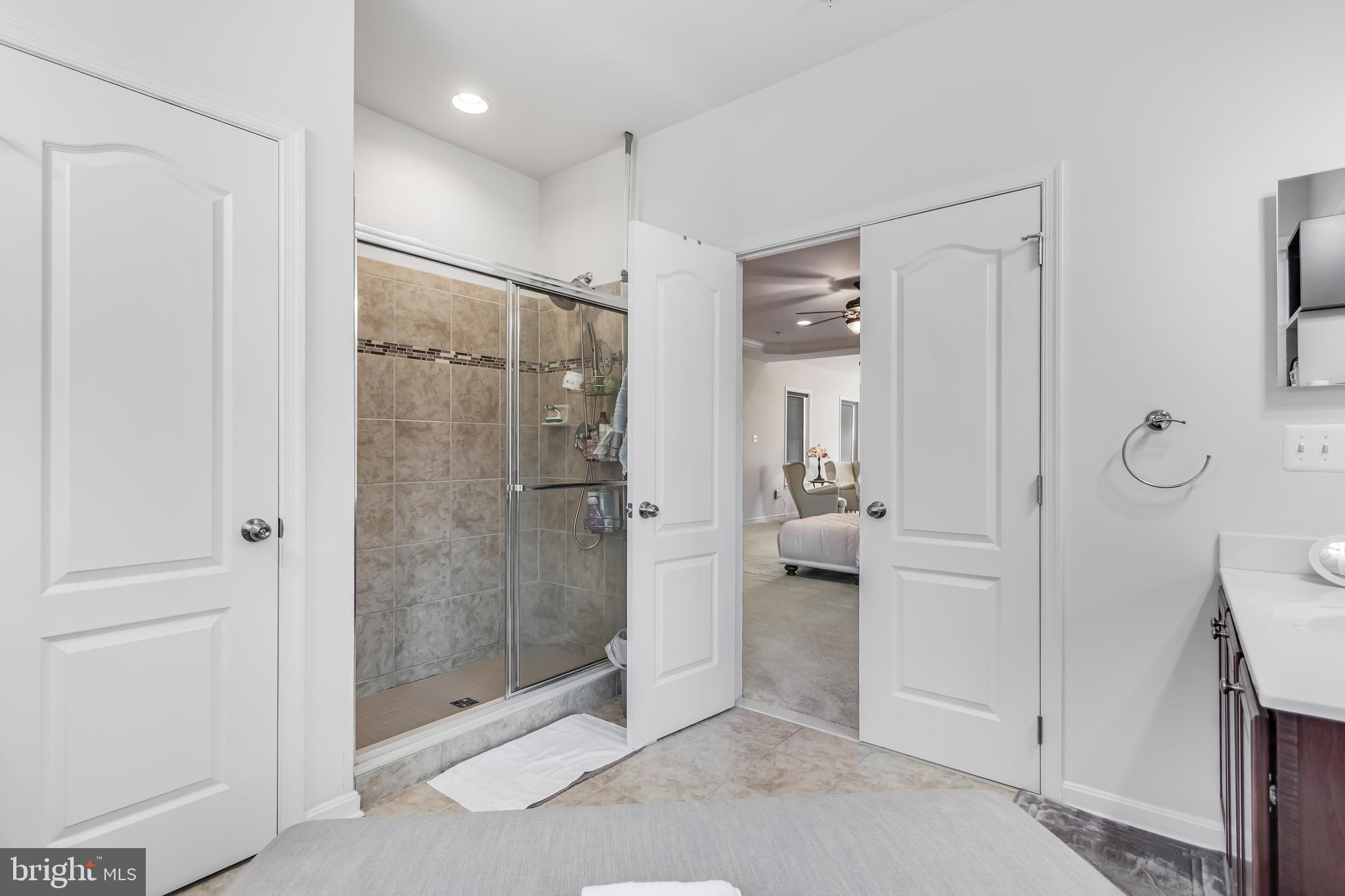 WINDSONG-PLAT 1> - Residential