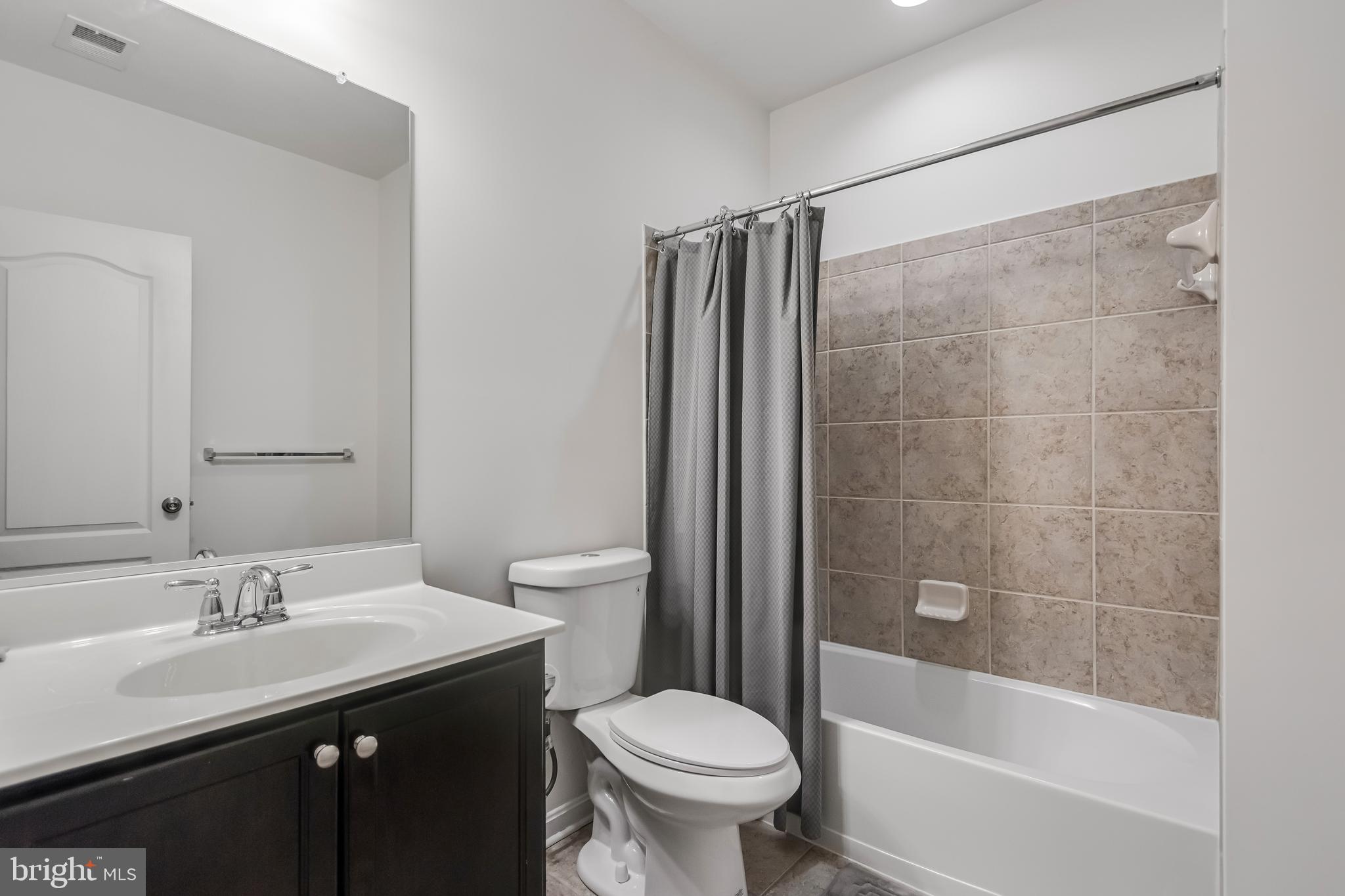 WINDSONG-PLAT 1> - Residential