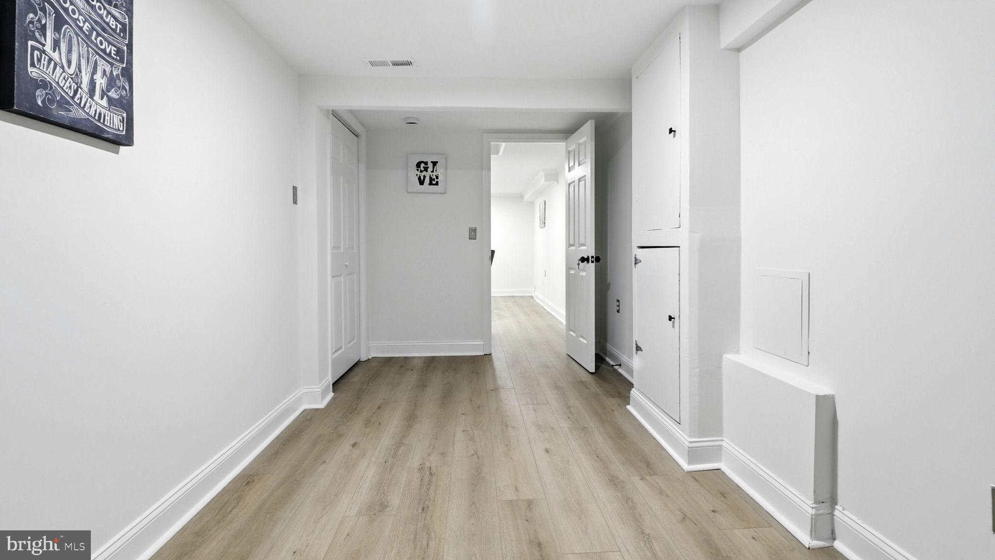 KENSINGTON - Residential