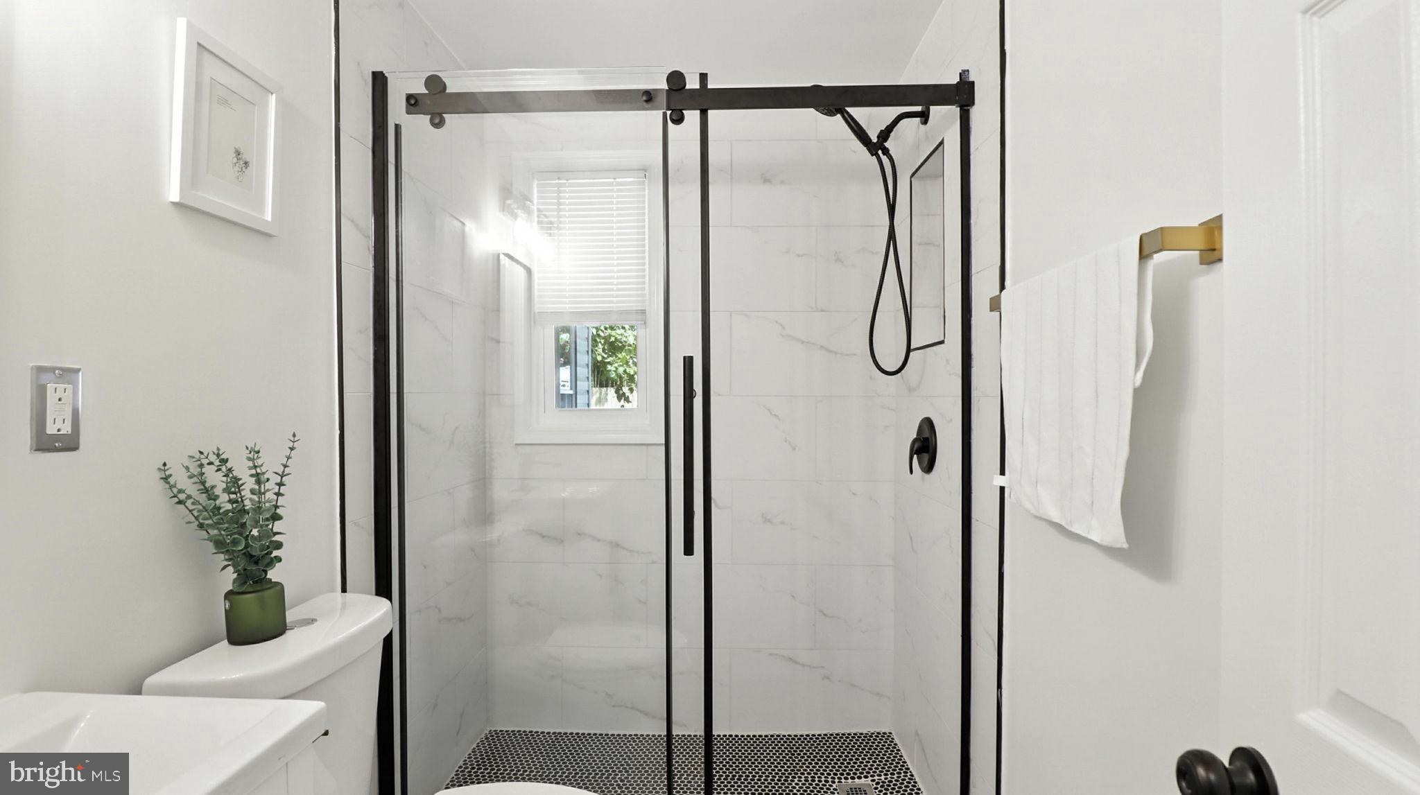 KENSINGTON - Residential