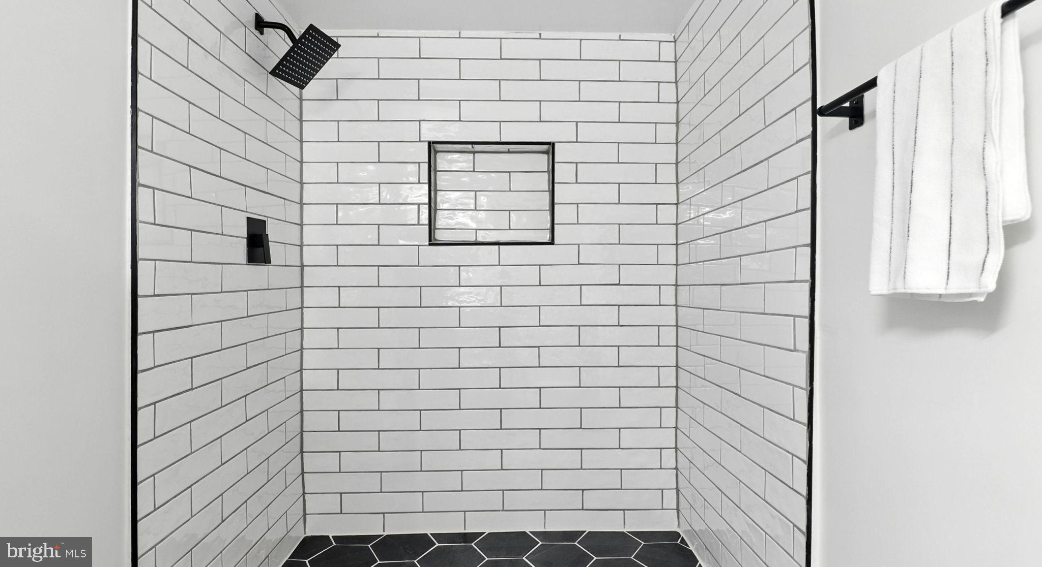 KENSINGTON - Residential