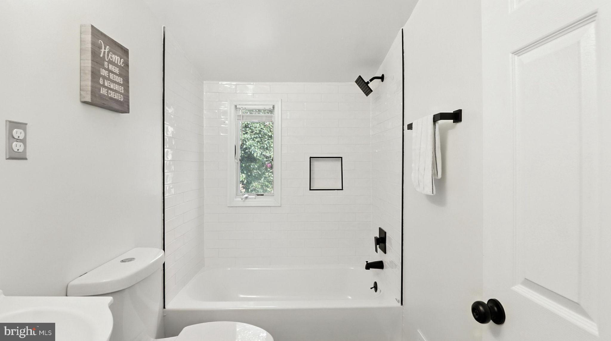 KENSINGTON - Residential