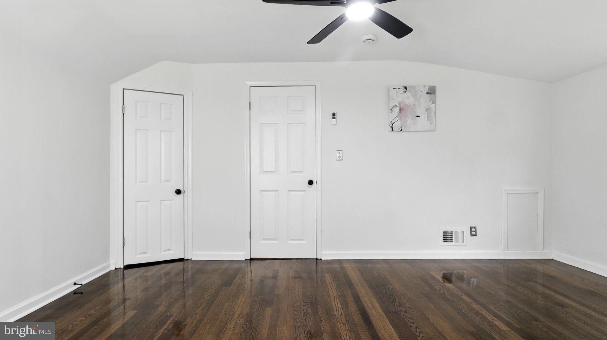 KENSINGTON - Residential