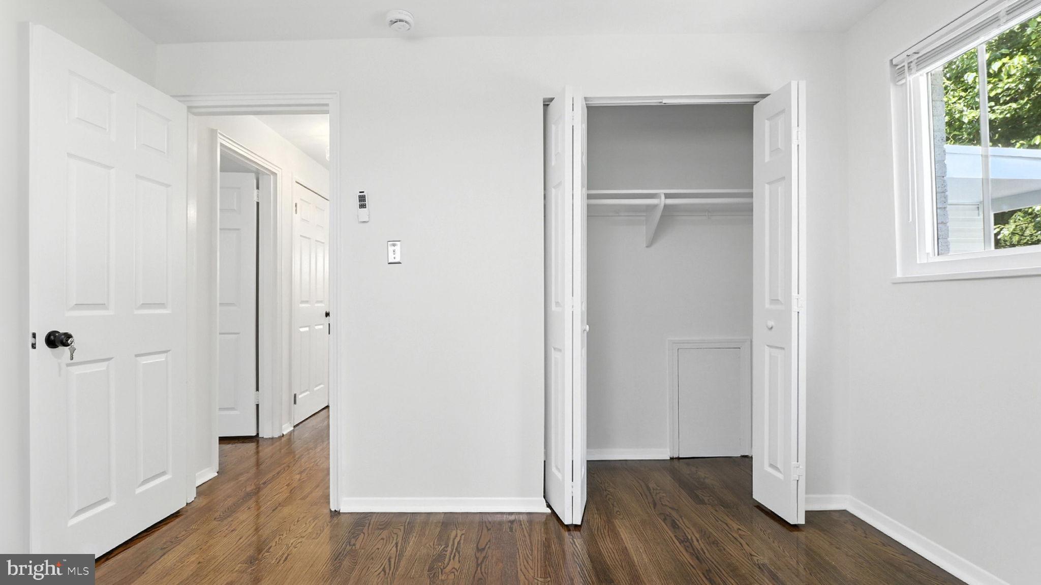 KENSINGTON - Residential