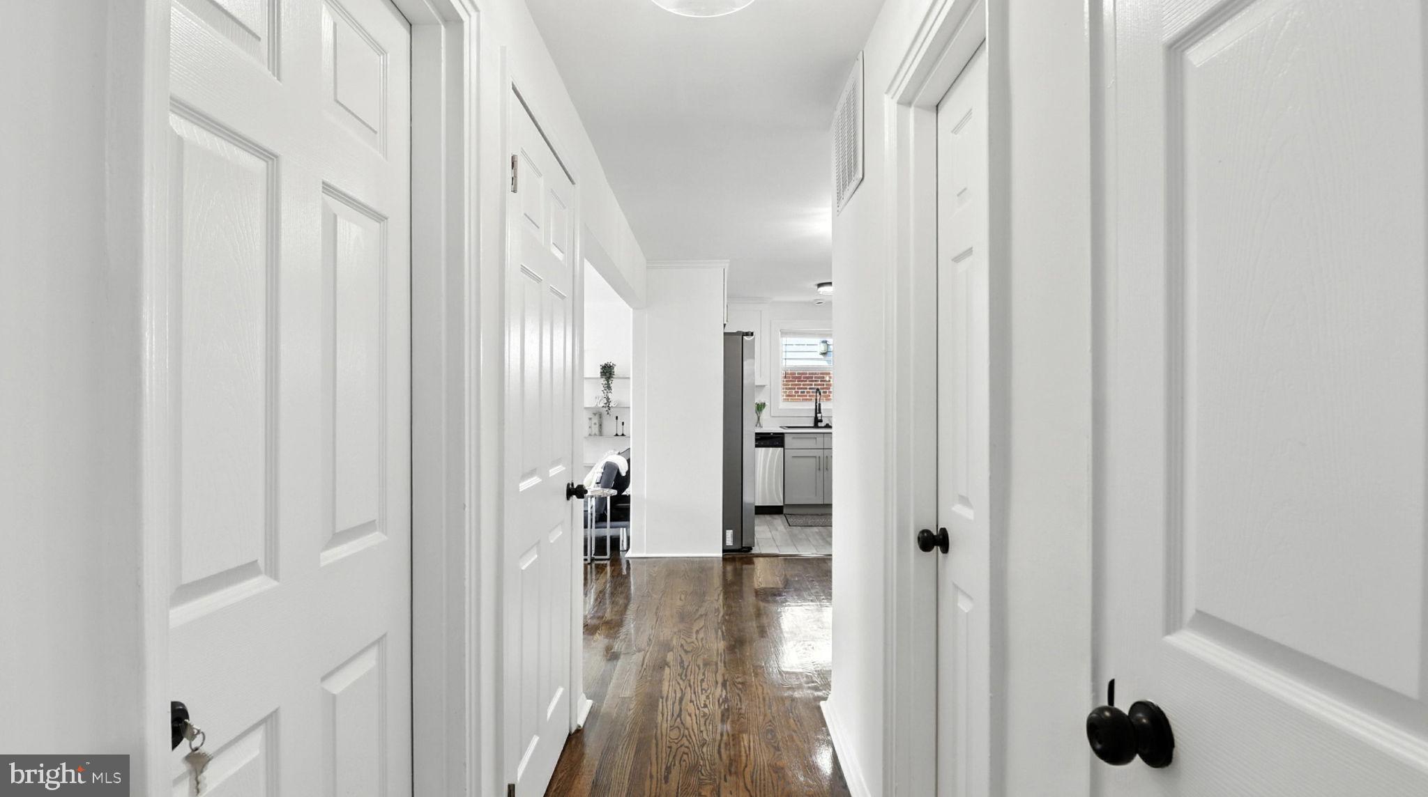 KENSINGTON - Residential