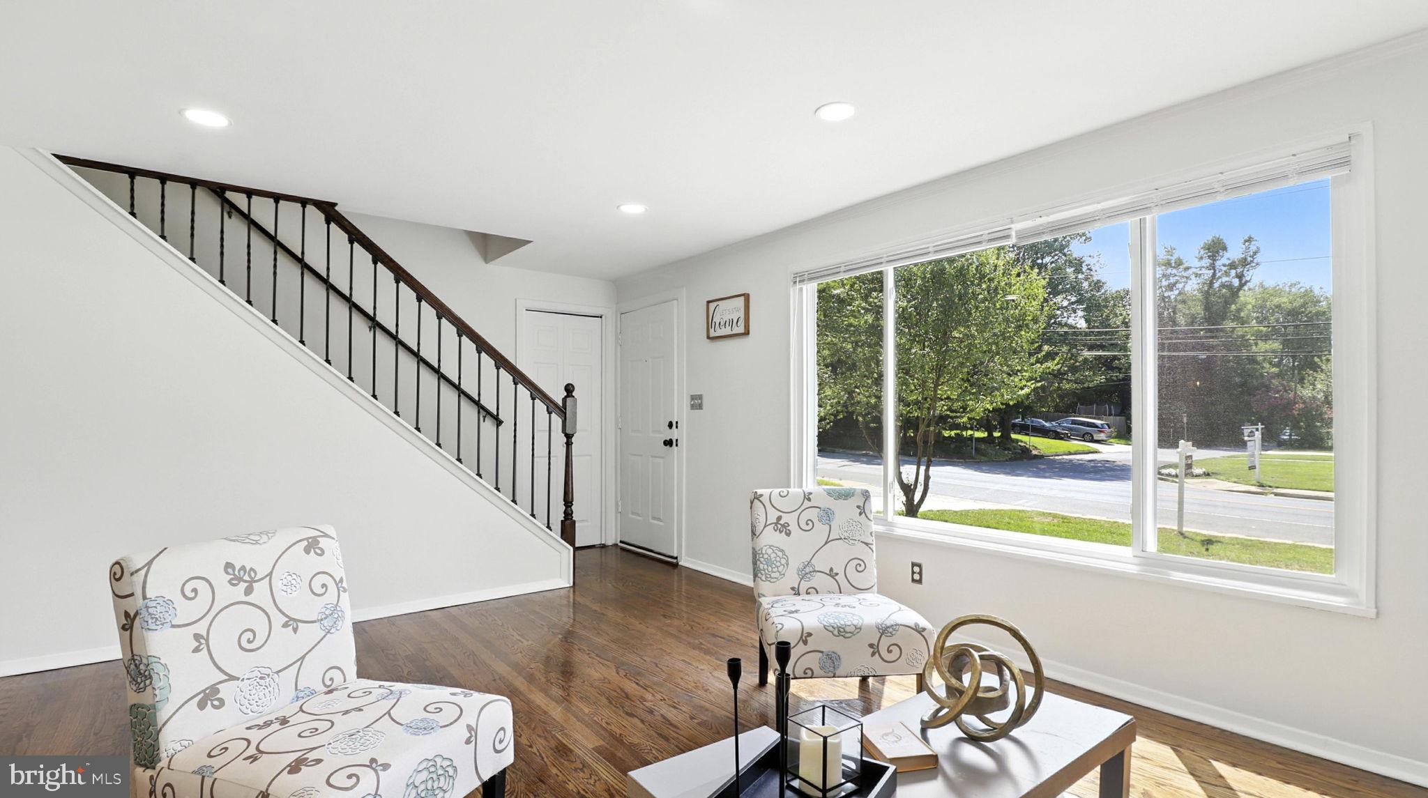 KENSINGTON - Residential