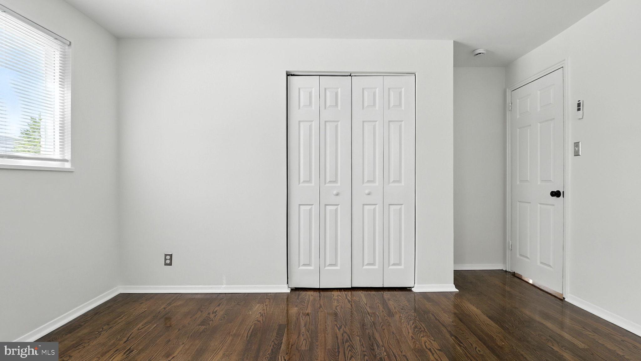 KENSINGTON - Residential