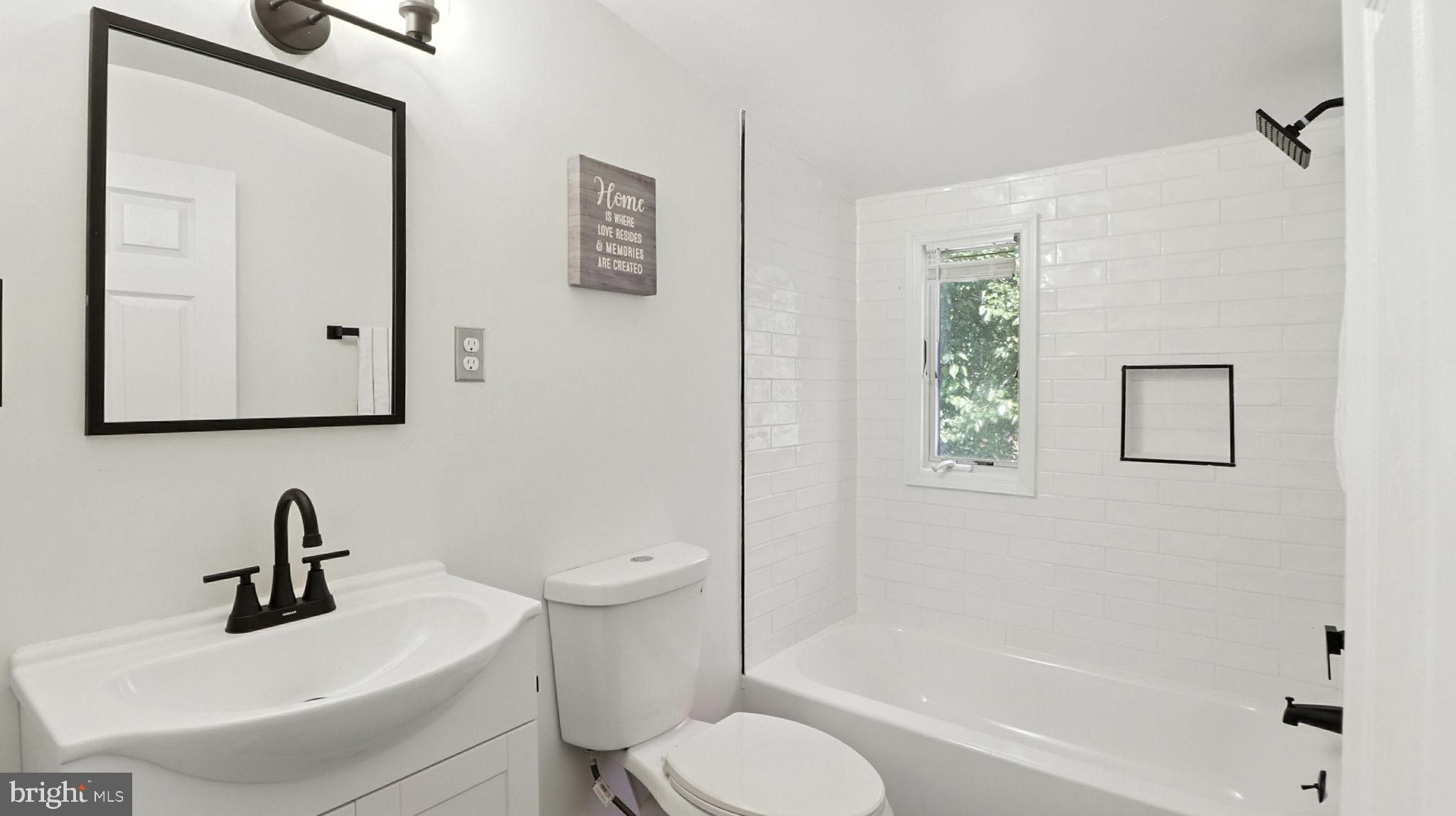 KENSINGTON - Residential