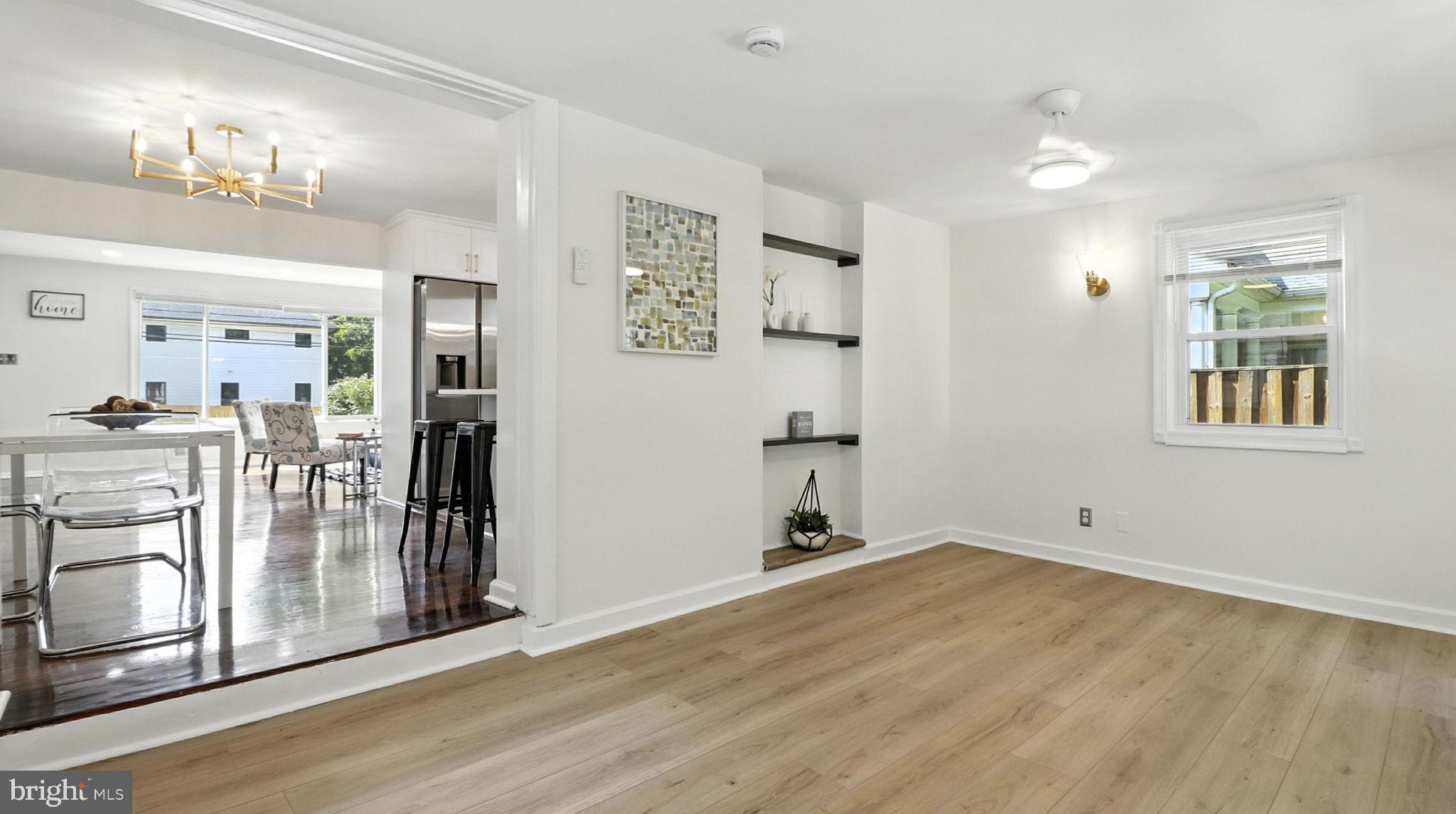 KENSINGTON - Residential