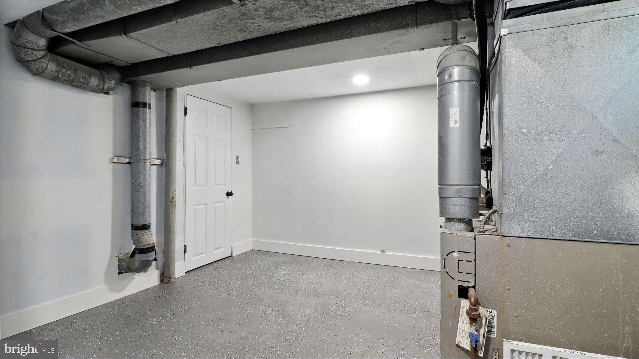 KENSINGTON - Residential