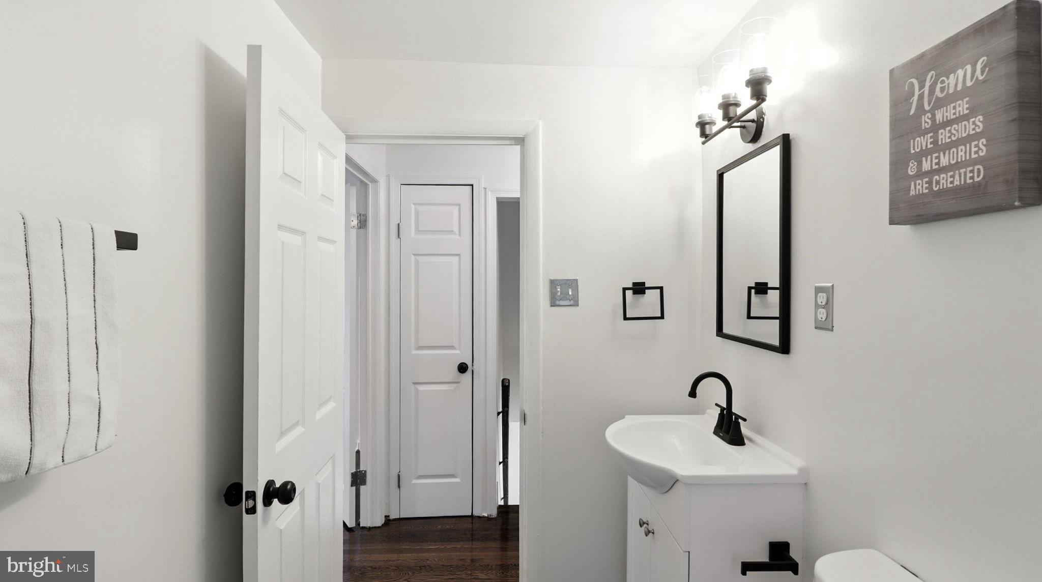 KENSINGTON - Residential