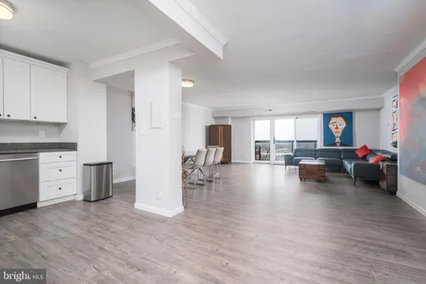 8370 Greensboro Drive Unit 916, McLean, VA 22102 - MLS#: VAFX2224824