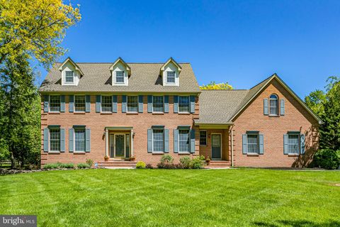 Photo of 51 Fieldstone Road, SKILLMAN, NJ 08558 (MLS # NJSO2005466)