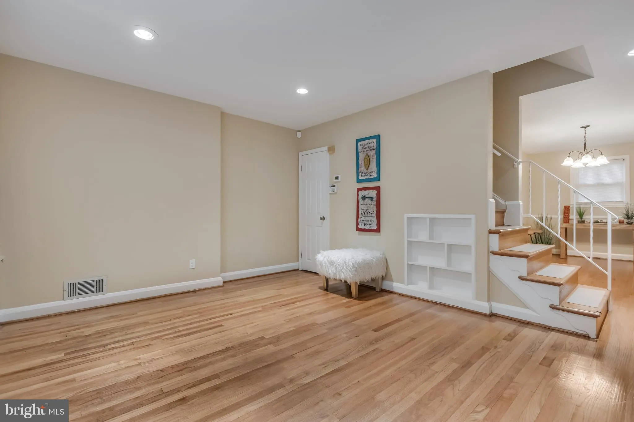 Baltimore, Maryland 21214, United States, 3 Bedrooms Bedrooms, ,2 BathroomsBathrooms,Residential,Active,234223