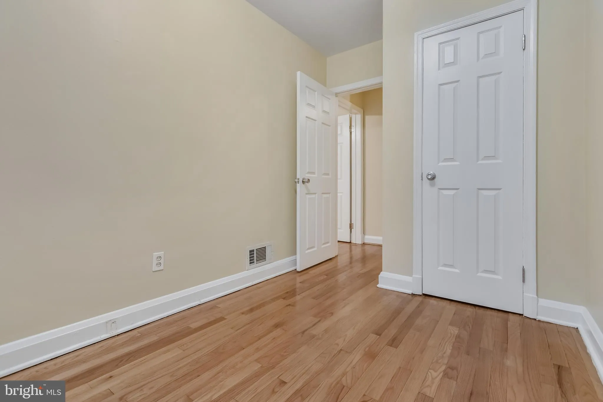 Baltimore, Maryland 21214, United States, 3 Bedrooms Bedrooms, ,2 BathroomsBathrooms,Residential,Active,234223