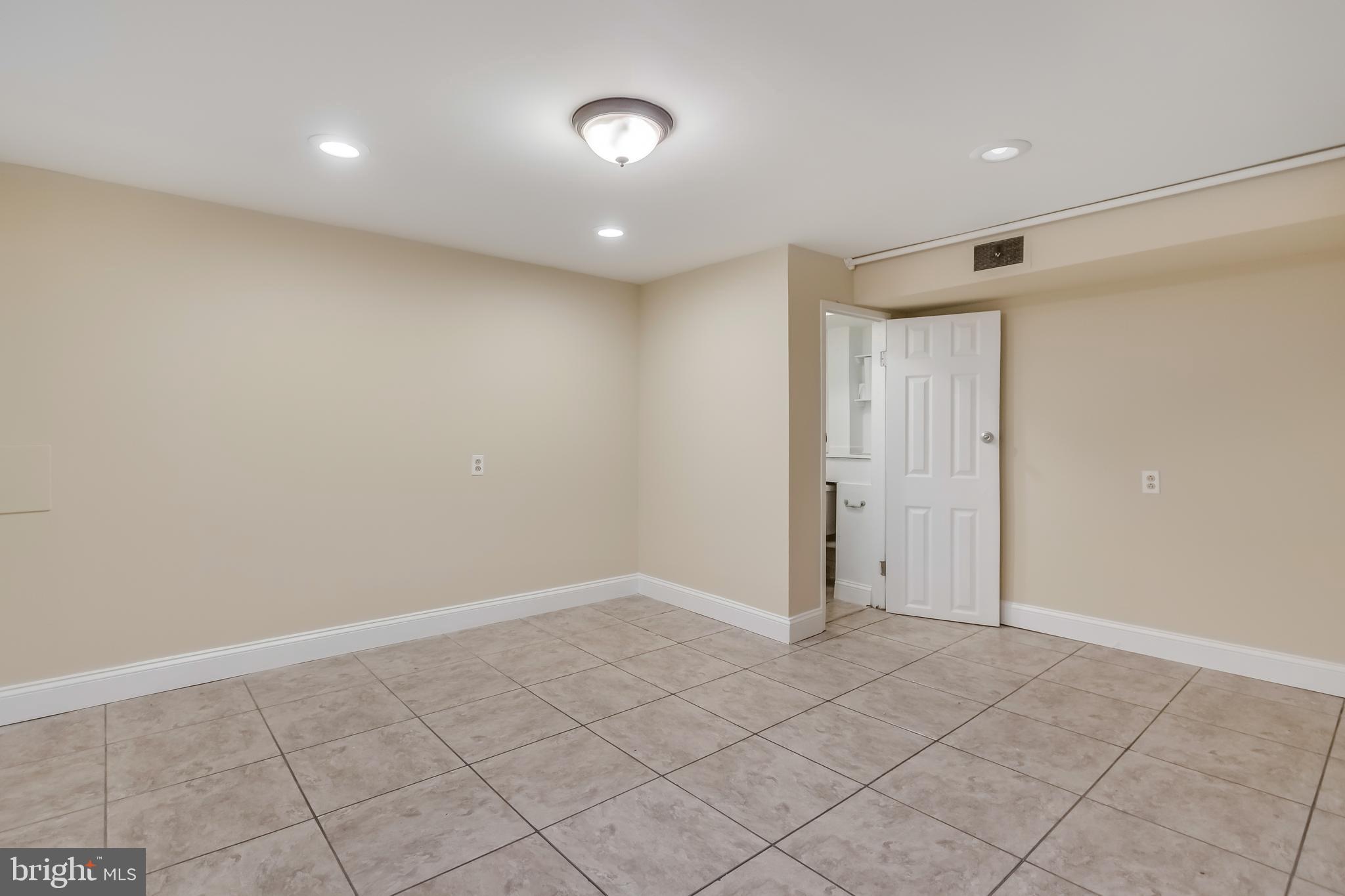 HAMILTON HEIGHTS - Residential