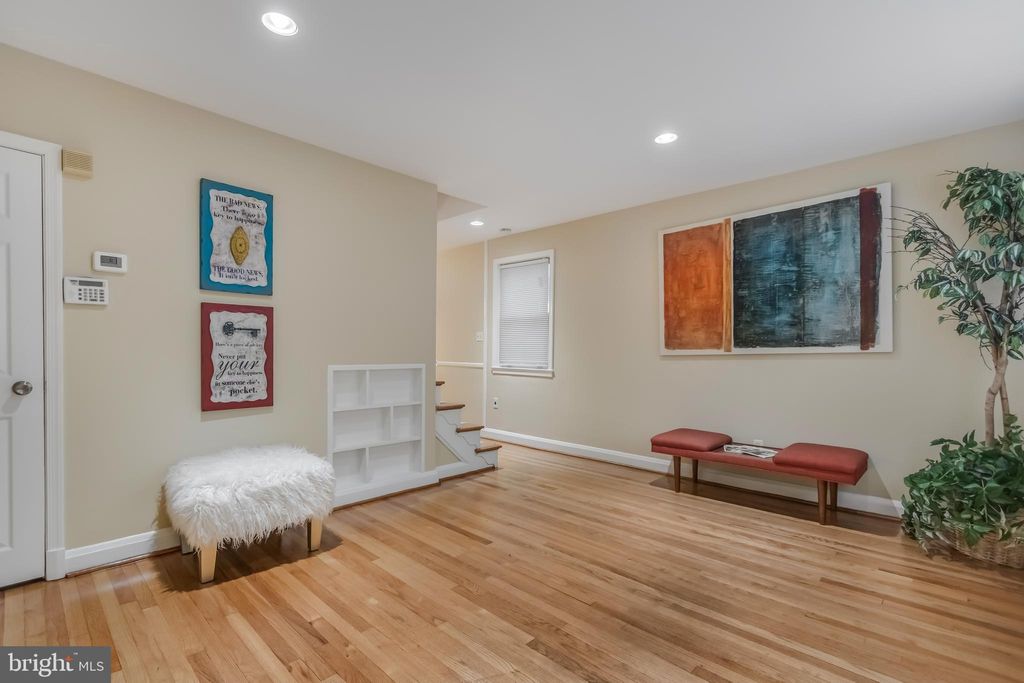 Photo of 2210 Cloville Avenue NE, BALTIMORE, MD 21214 (MLS # MDBA2188902)