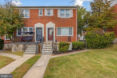 Photo of 2210 Cloville Avenue NE, BALTIMORE, MD 21214 (MLS # MDBA2188902) Photo of 2210 Cloville Avenue NE, BALTIMORE, MD 21214 (MLS # MDBA2188902)