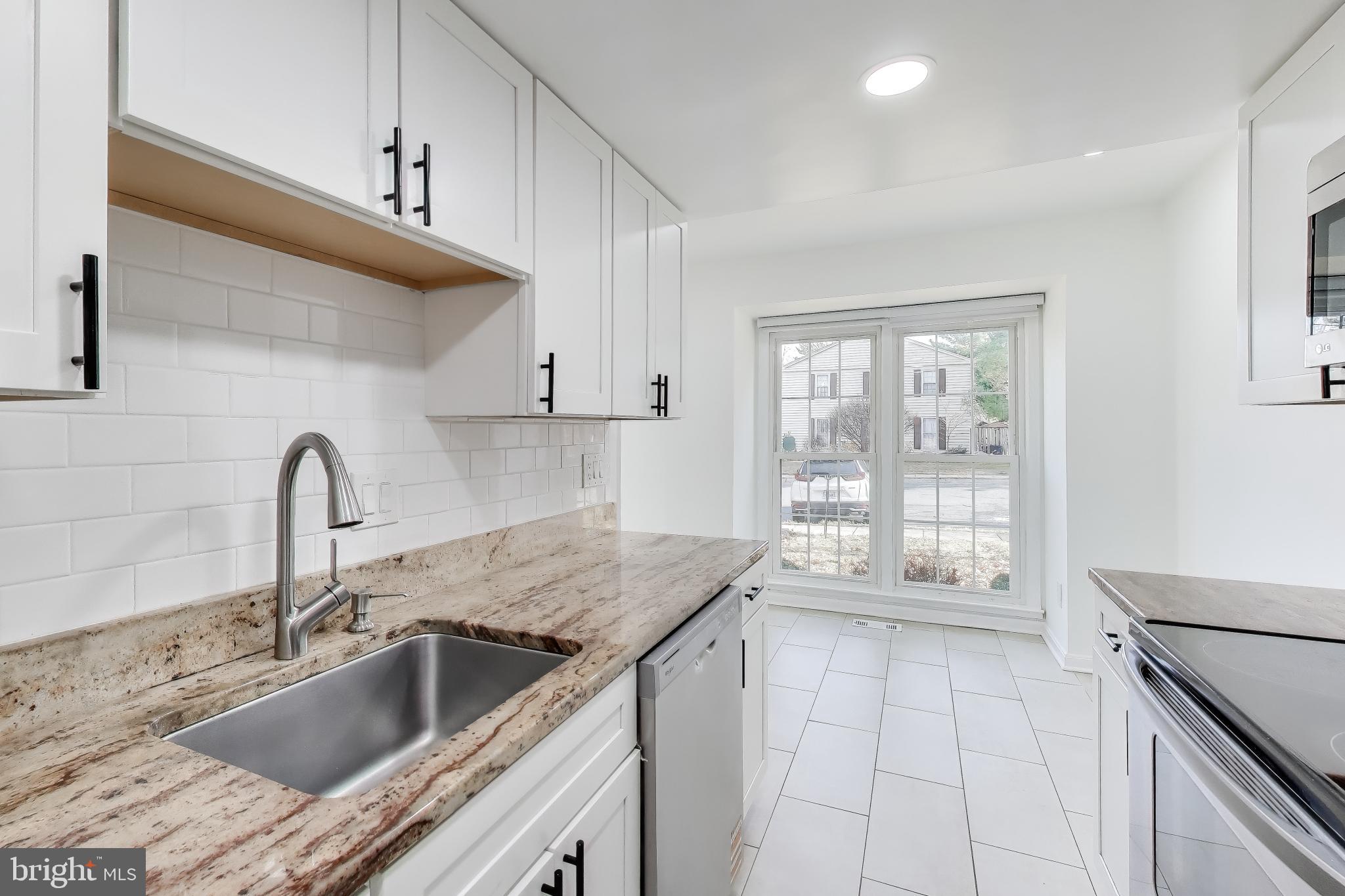 20210 MAPLE LEAF COURT