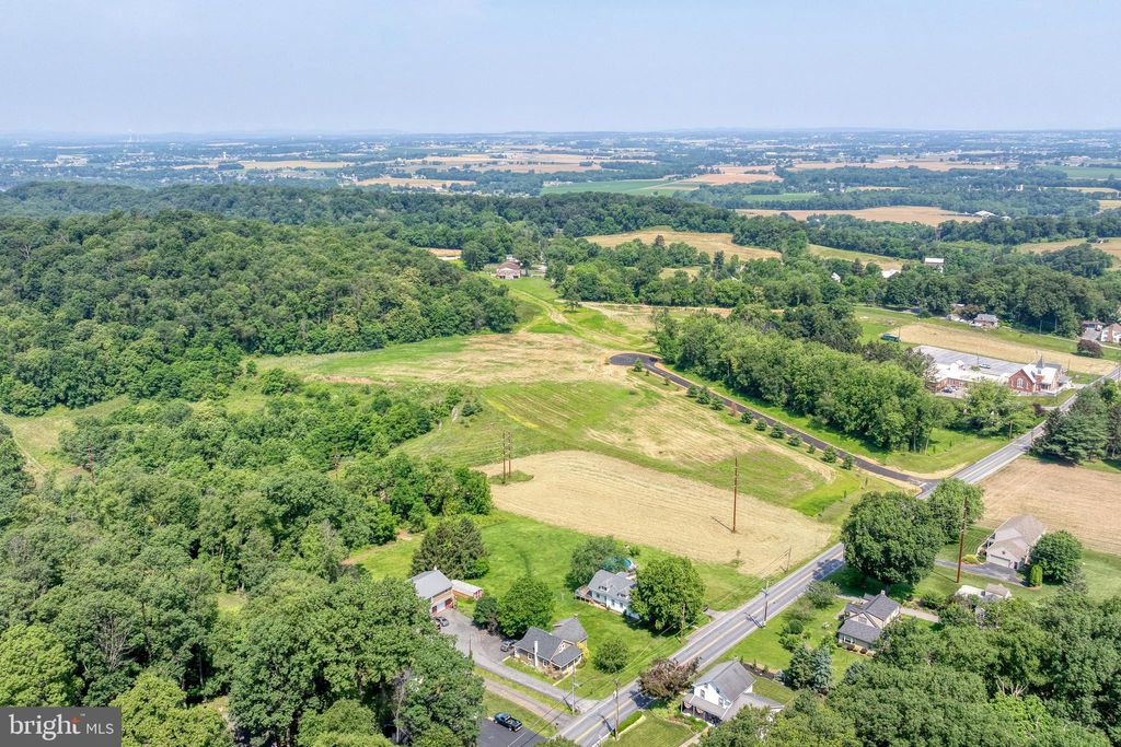 Photo of 524 Phillips Drive #LOT 4, COLUMBIA, PA 17512 (MLS # PALA2071204)