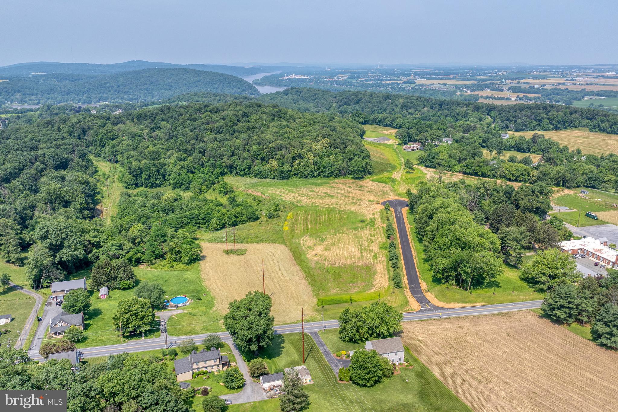524 PHILLIPS DRIVE LOT 4