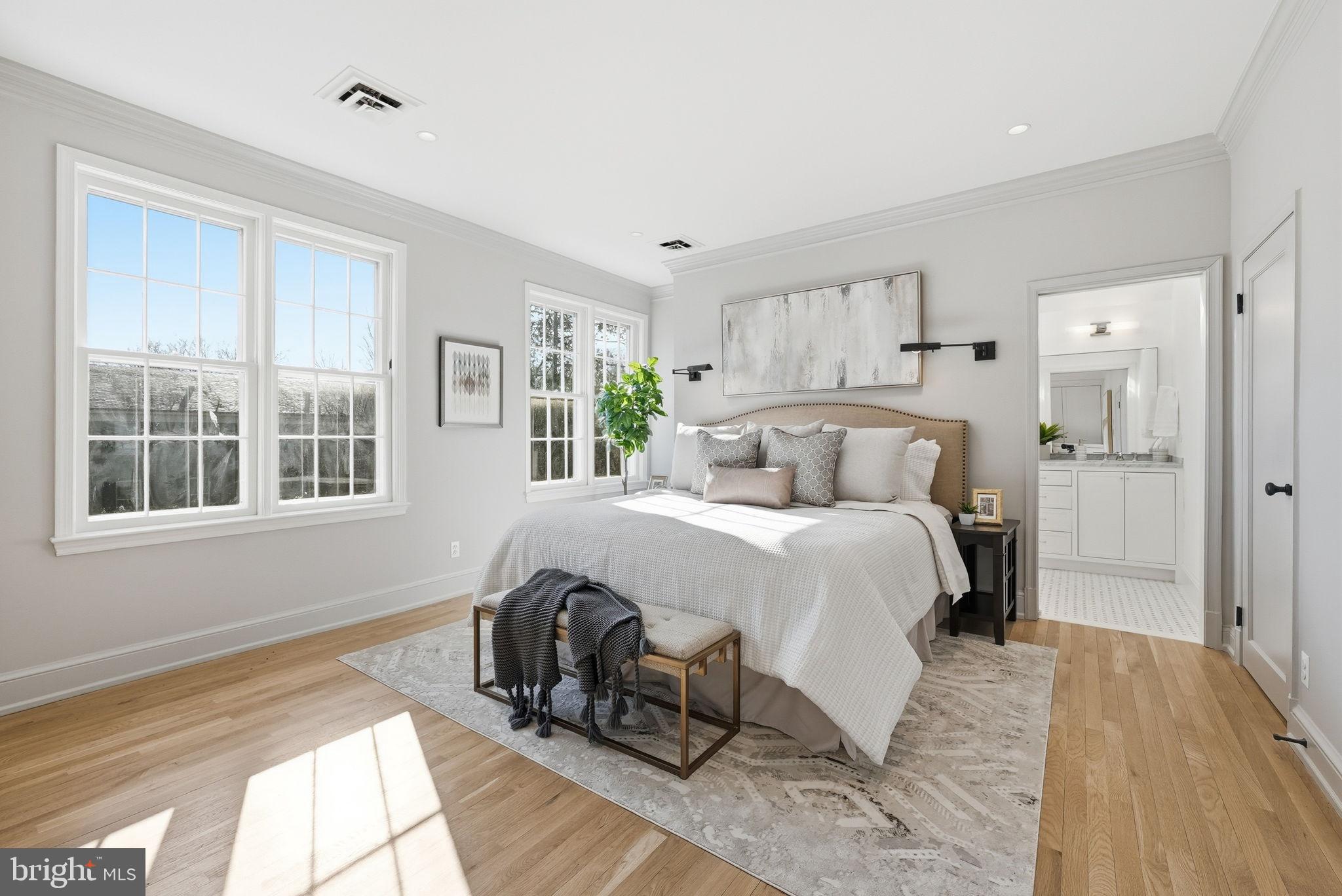 CHEVY CHASE VILLAGE - Residential