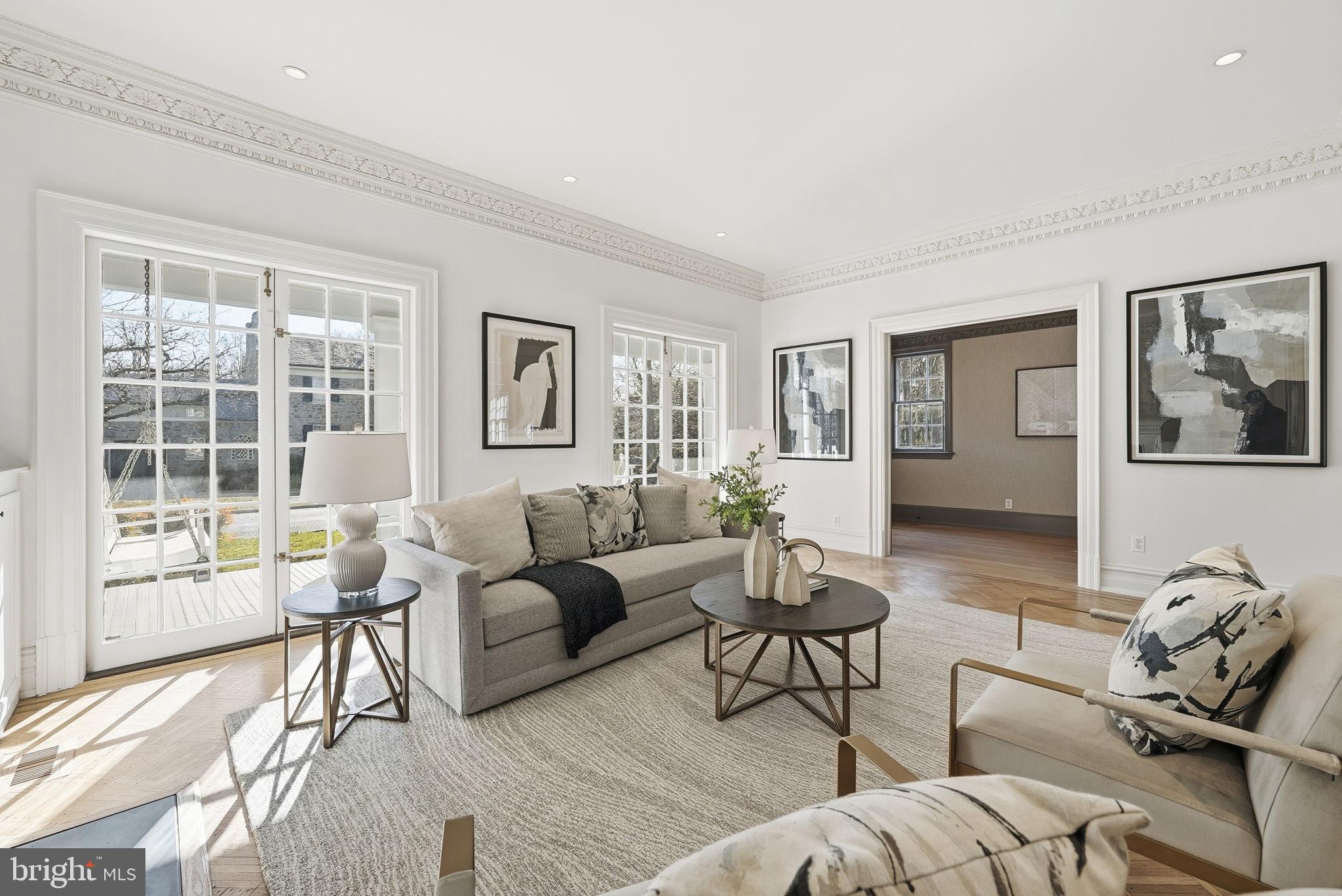 CHEVY CHASE VILLAGE - Residential