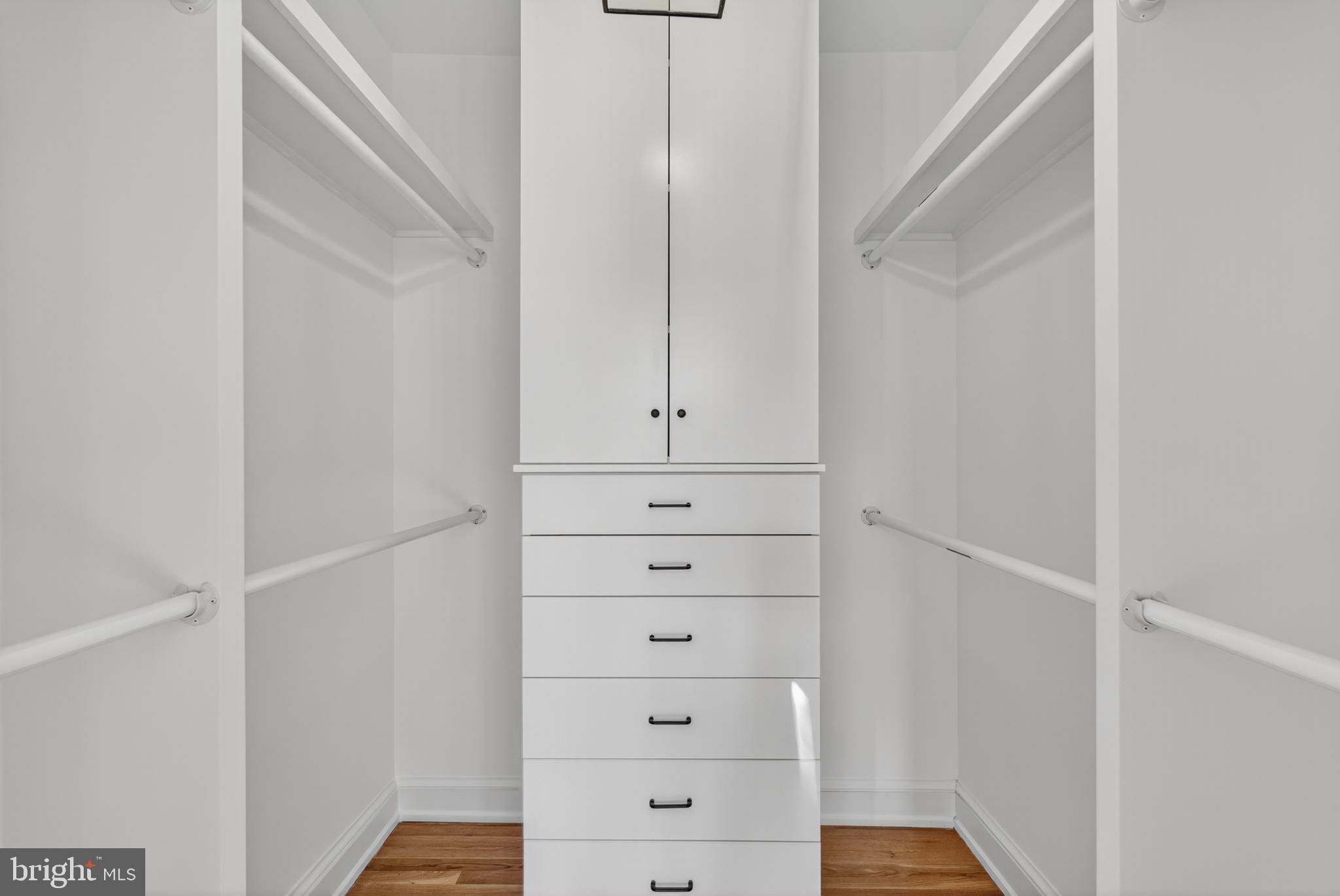 CHEVY CHASE VILLAGE - Residential