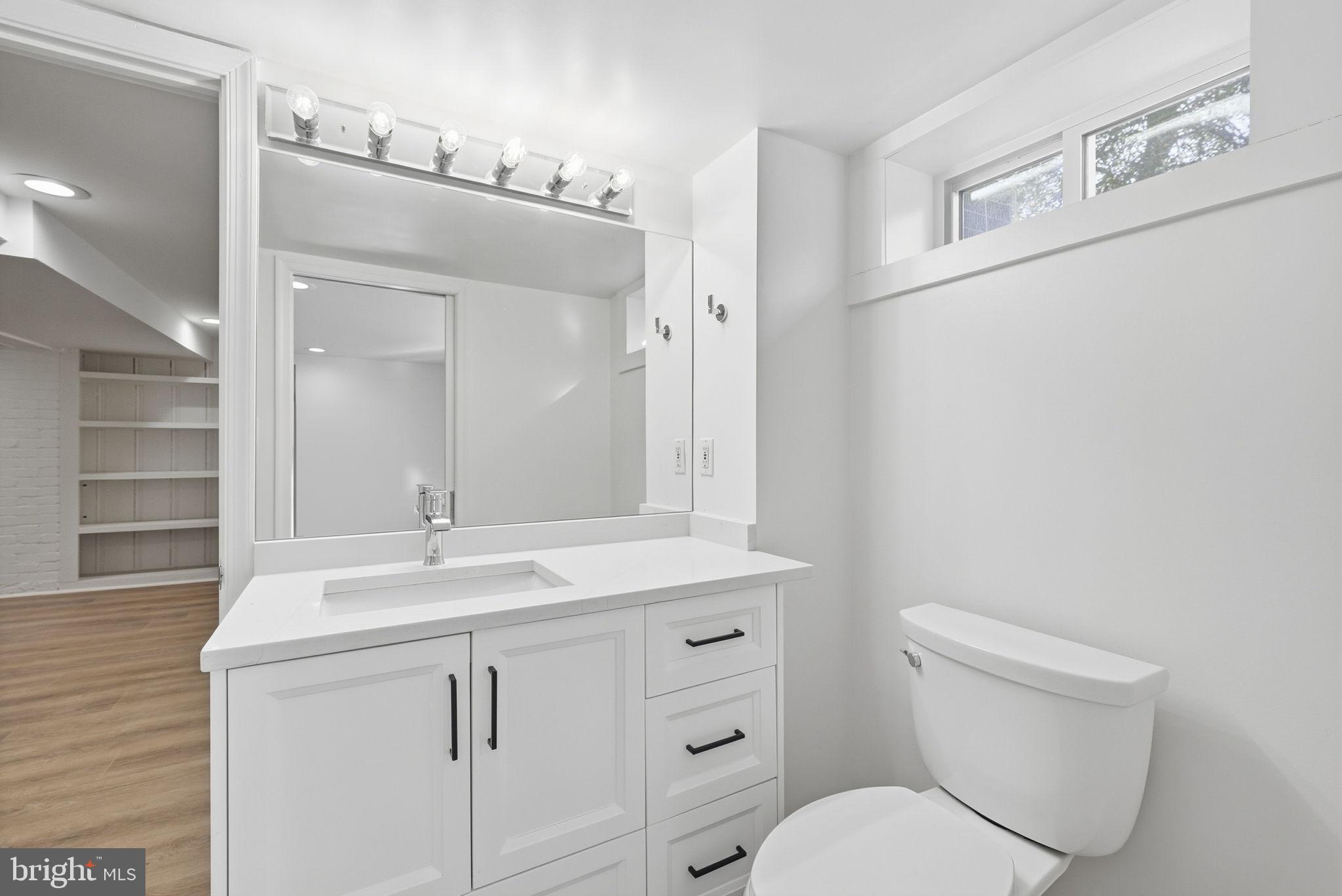 CHEVY CHASE VILLAGE - Residential