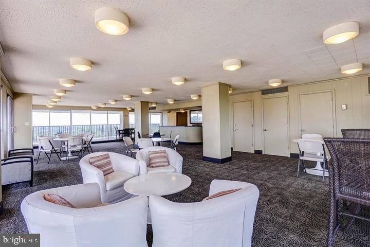 THE WATERFORD - Residential