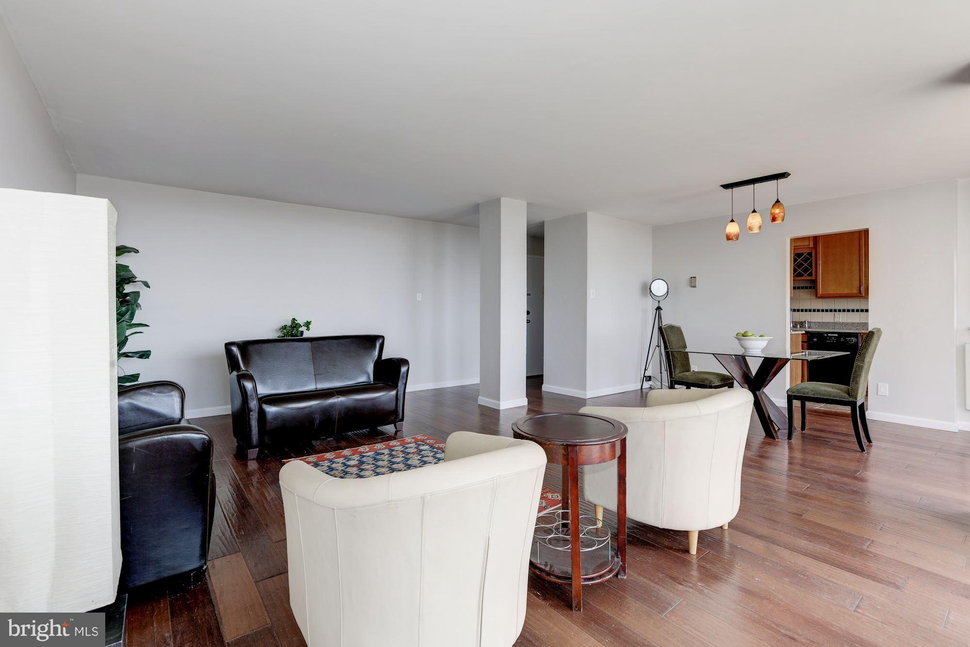 THE WATERFORD - Residential