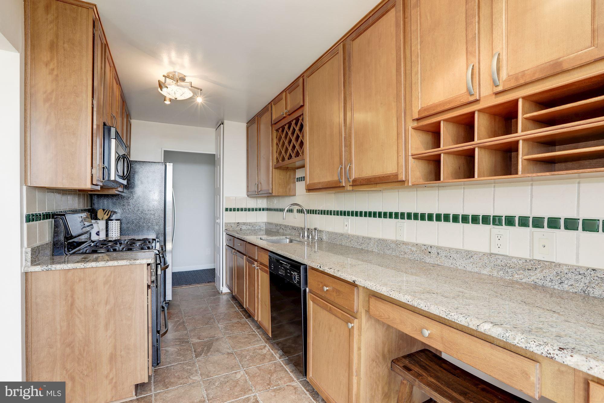 THE WATERFORD - Residential