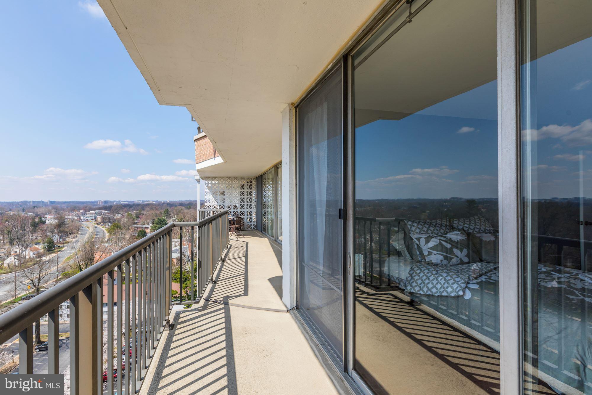 THE WATERFORD - Residential