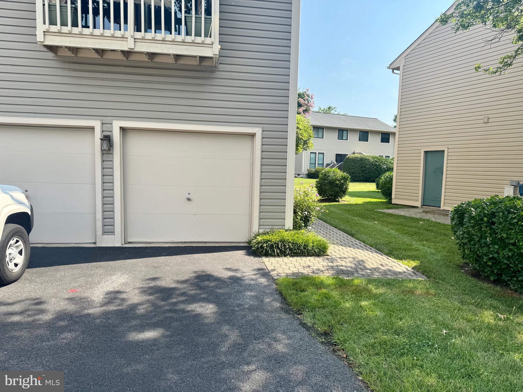 7 MARINERS WAY B