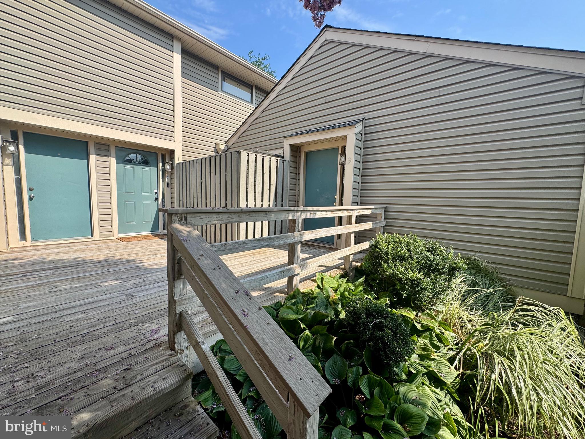 7 MARINERS WAY B