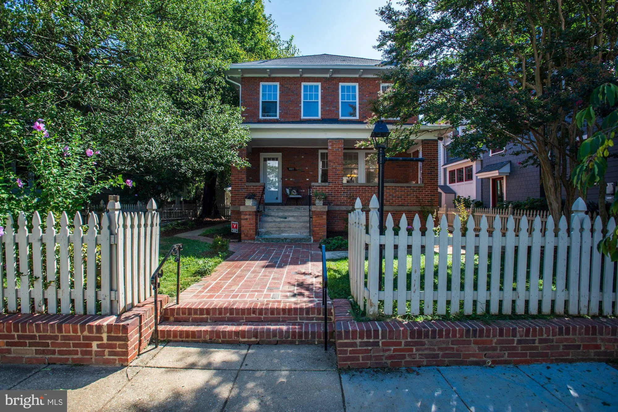 5327 43rd Street NW, Washington, DC 20015