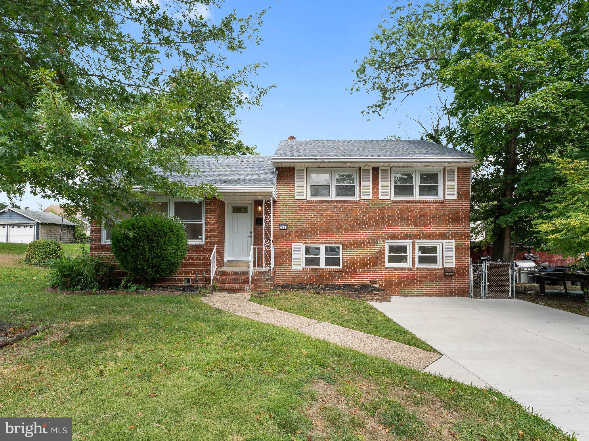 3733 DREXEL AVENUE