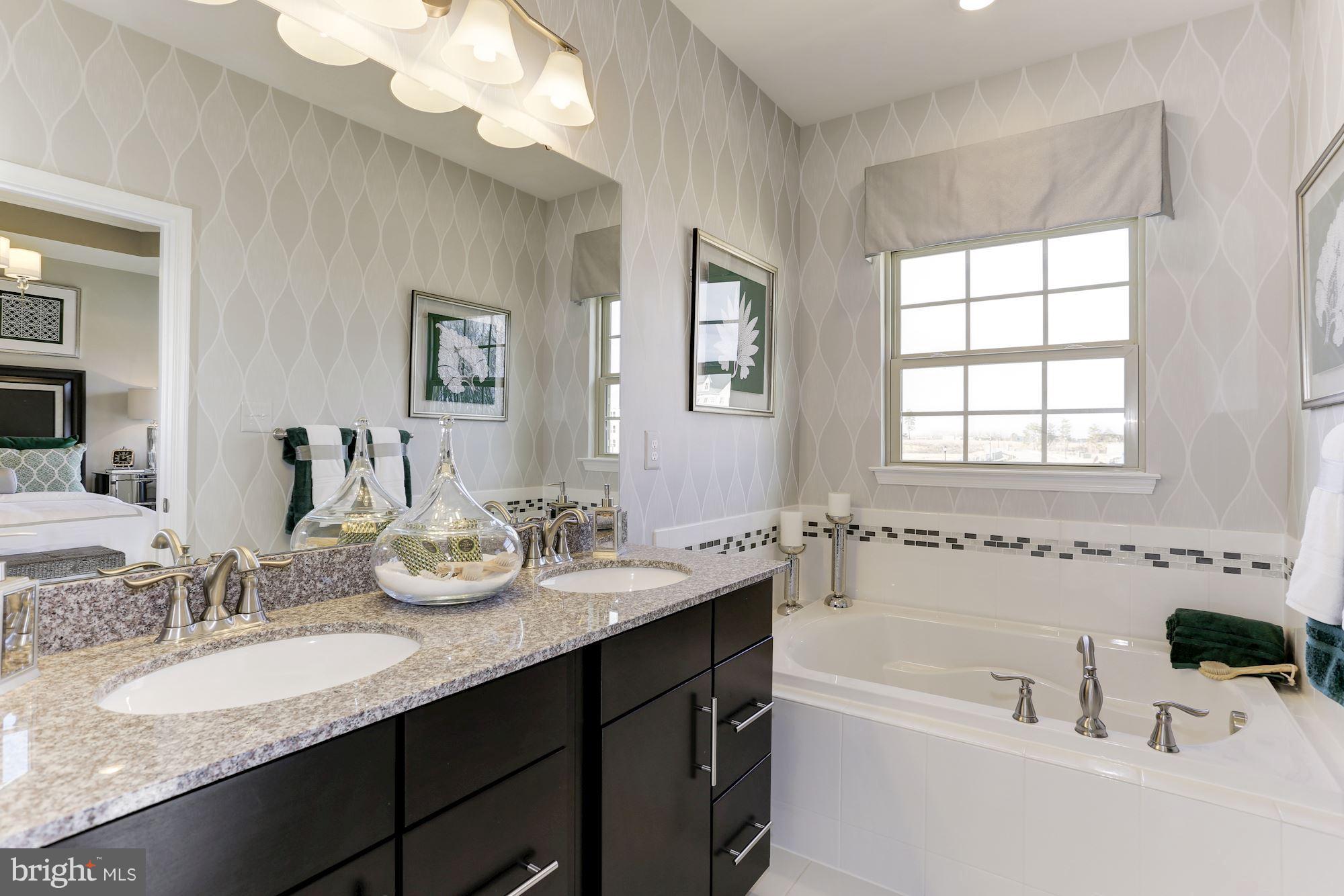 PARKSIDE - Residential